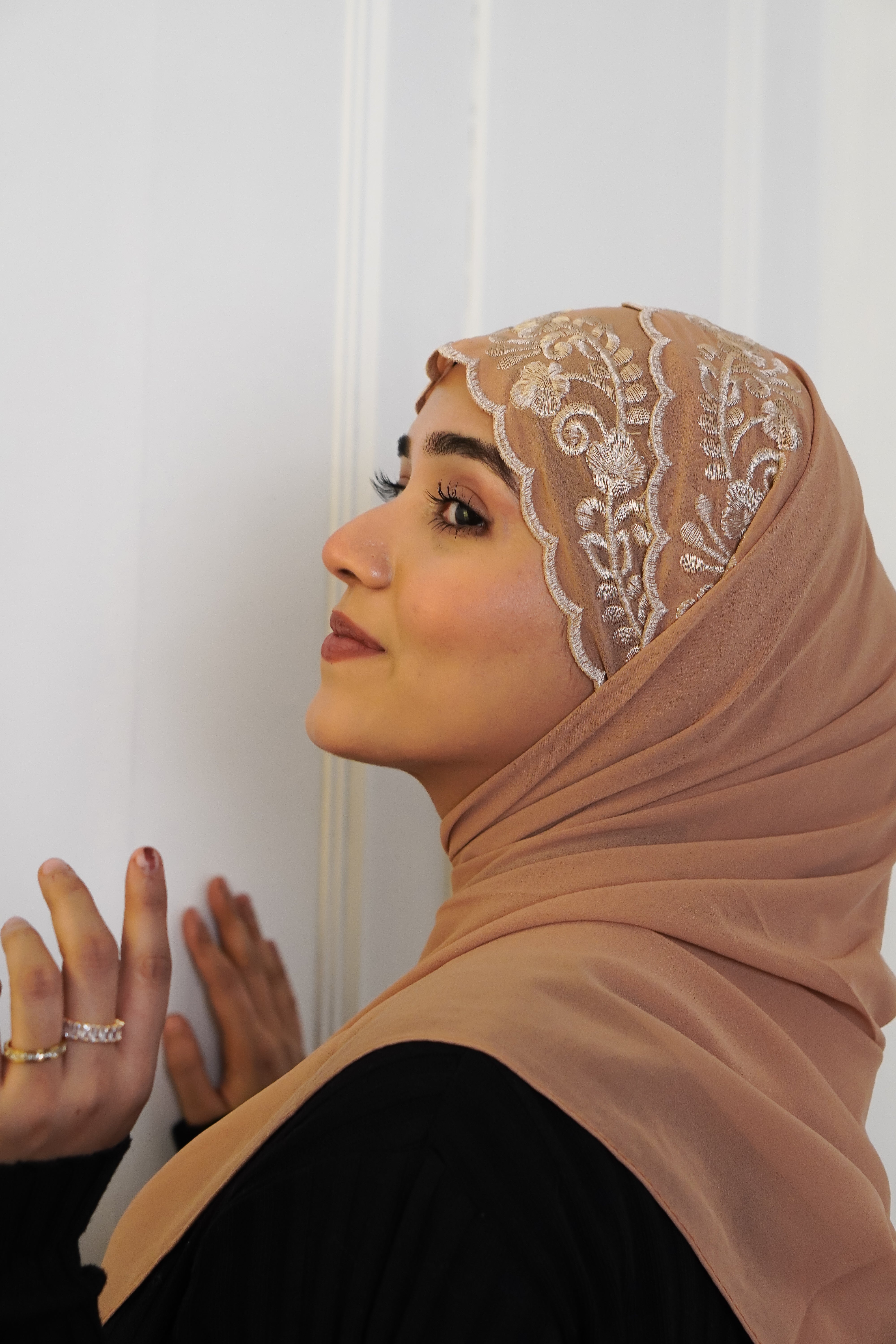 EMBROIDERED HIJAB - Peach