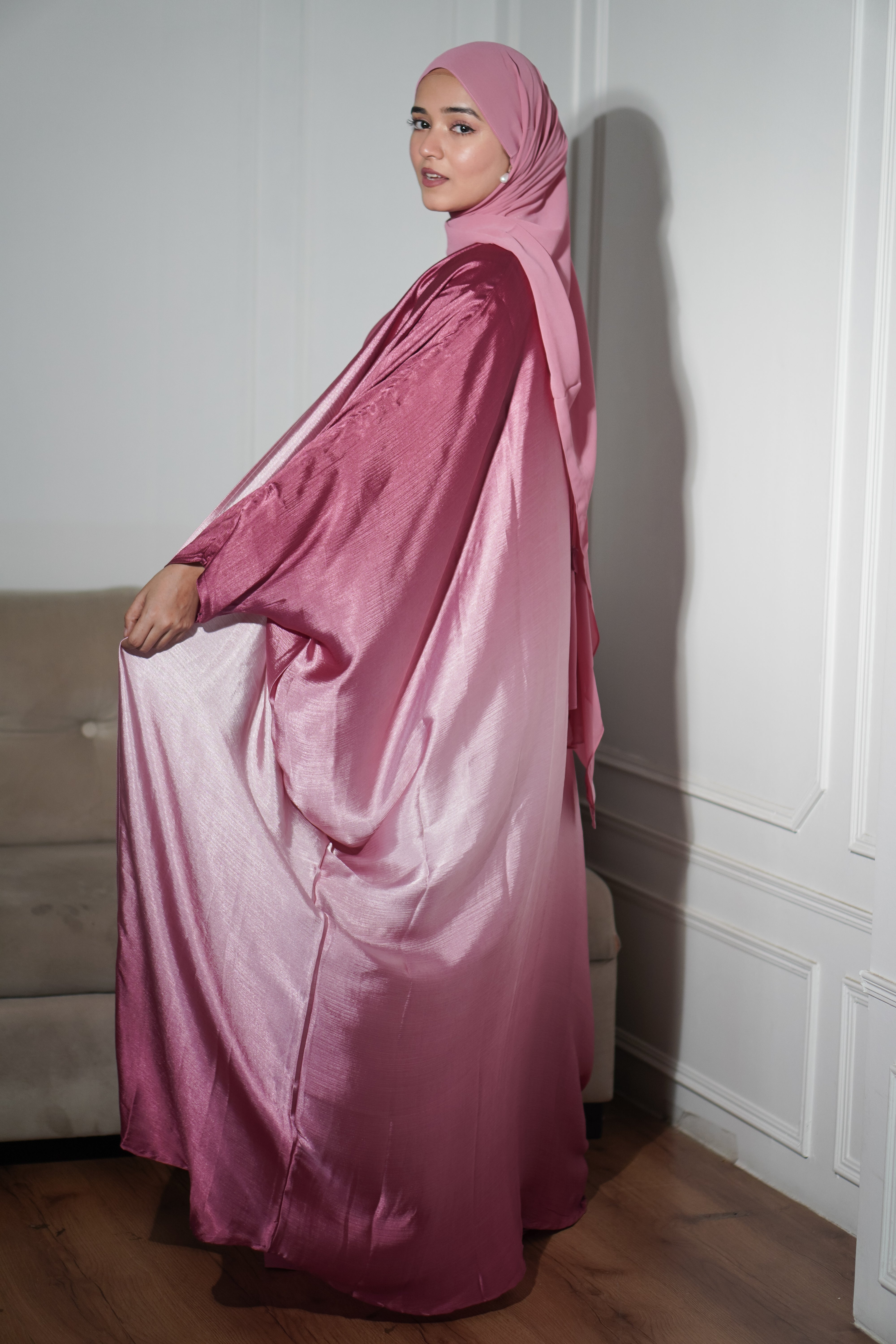 Amelia Ombre Abayah - Barbie Pink