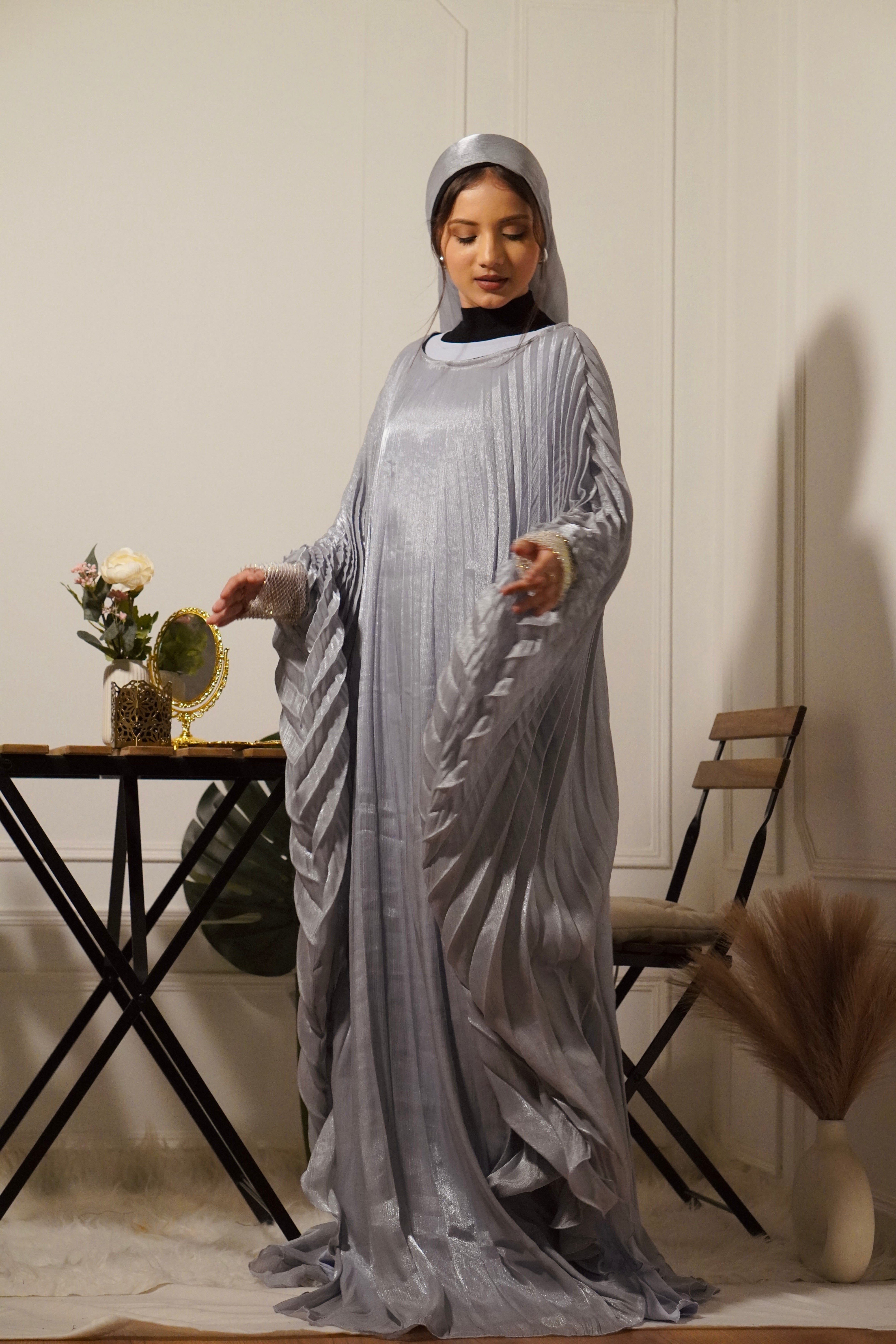 CÈLINE ABAYAH - SILVER GREY