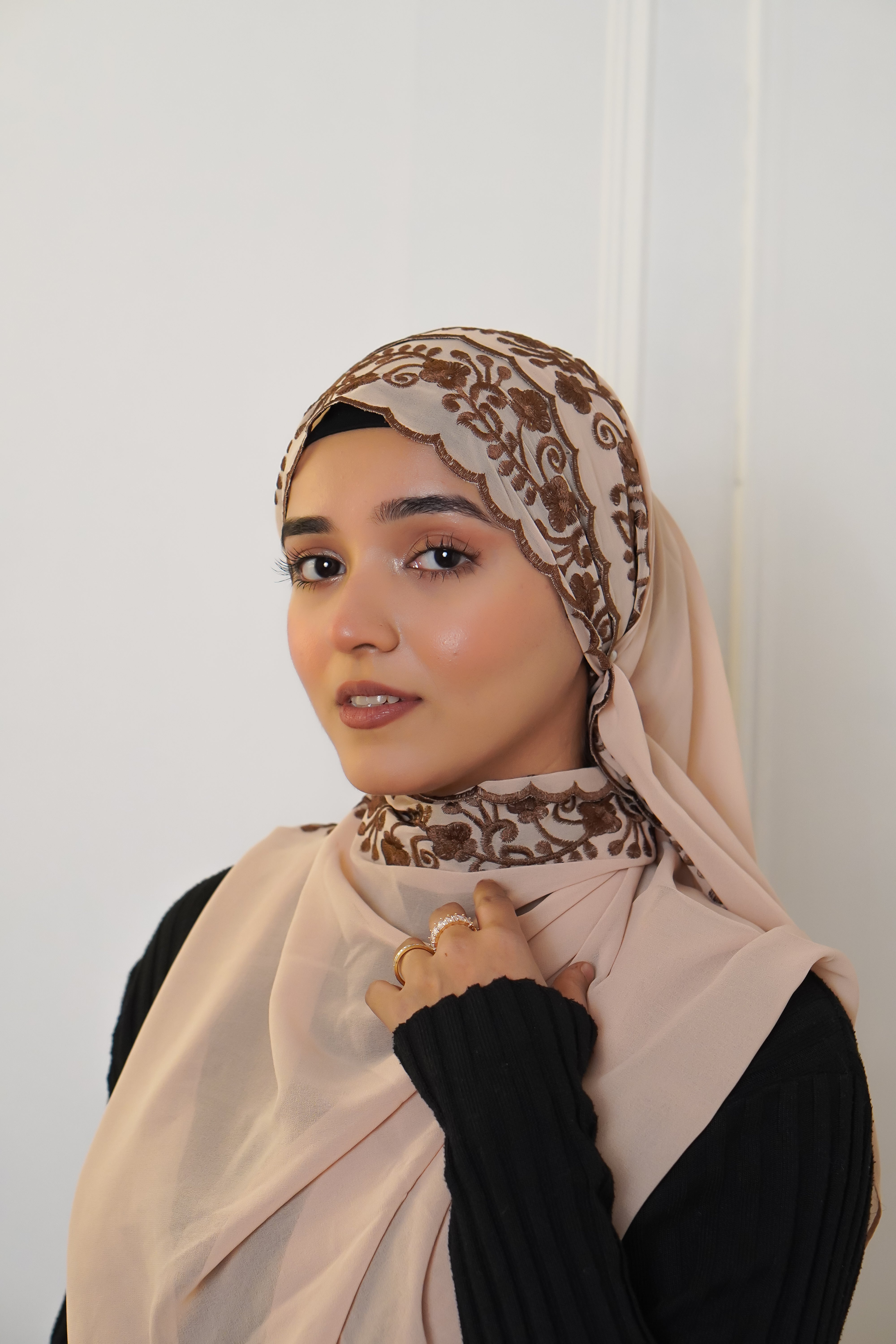 EMBROIDERED HIJAB - Brown