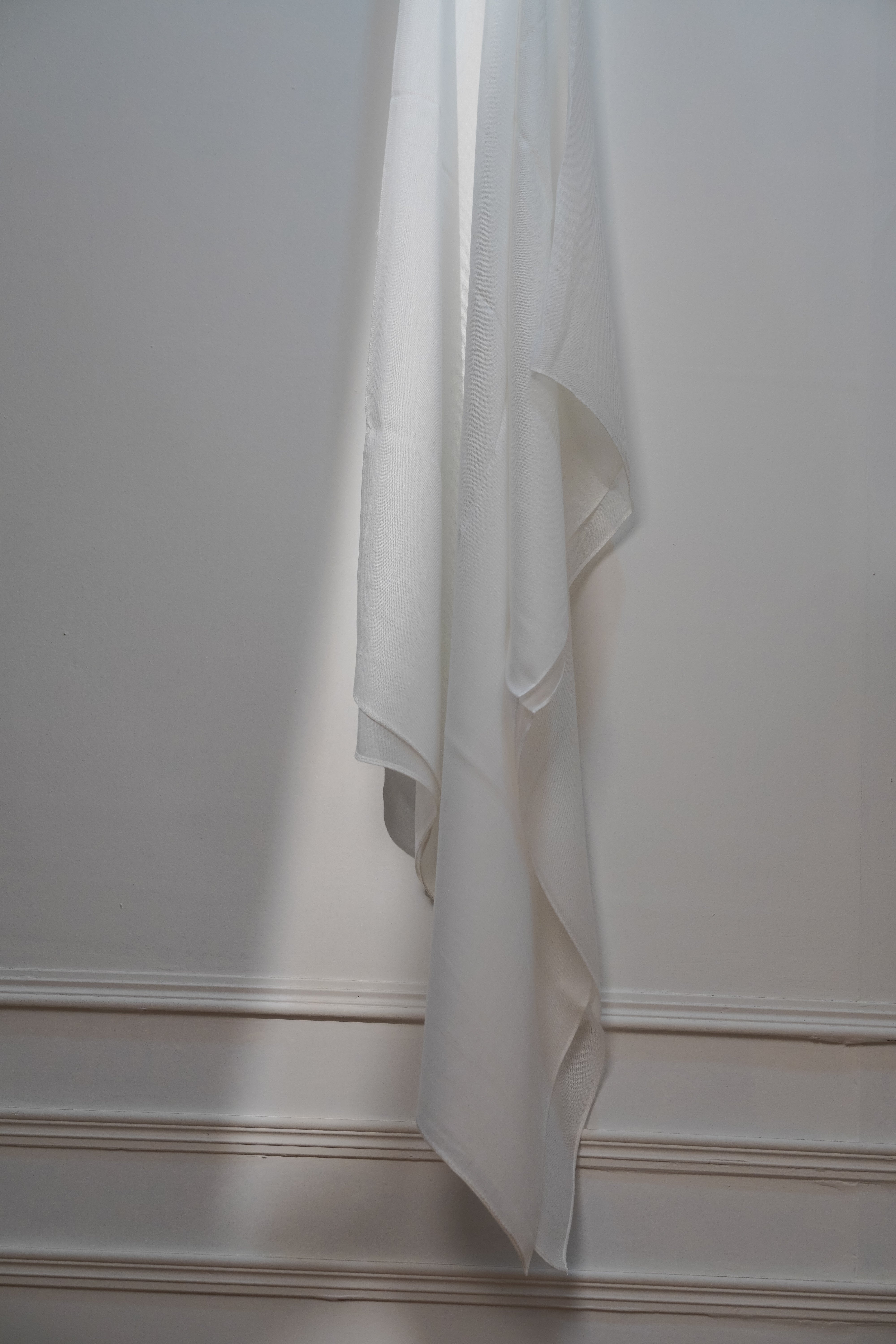 Modal Hijab #2 White