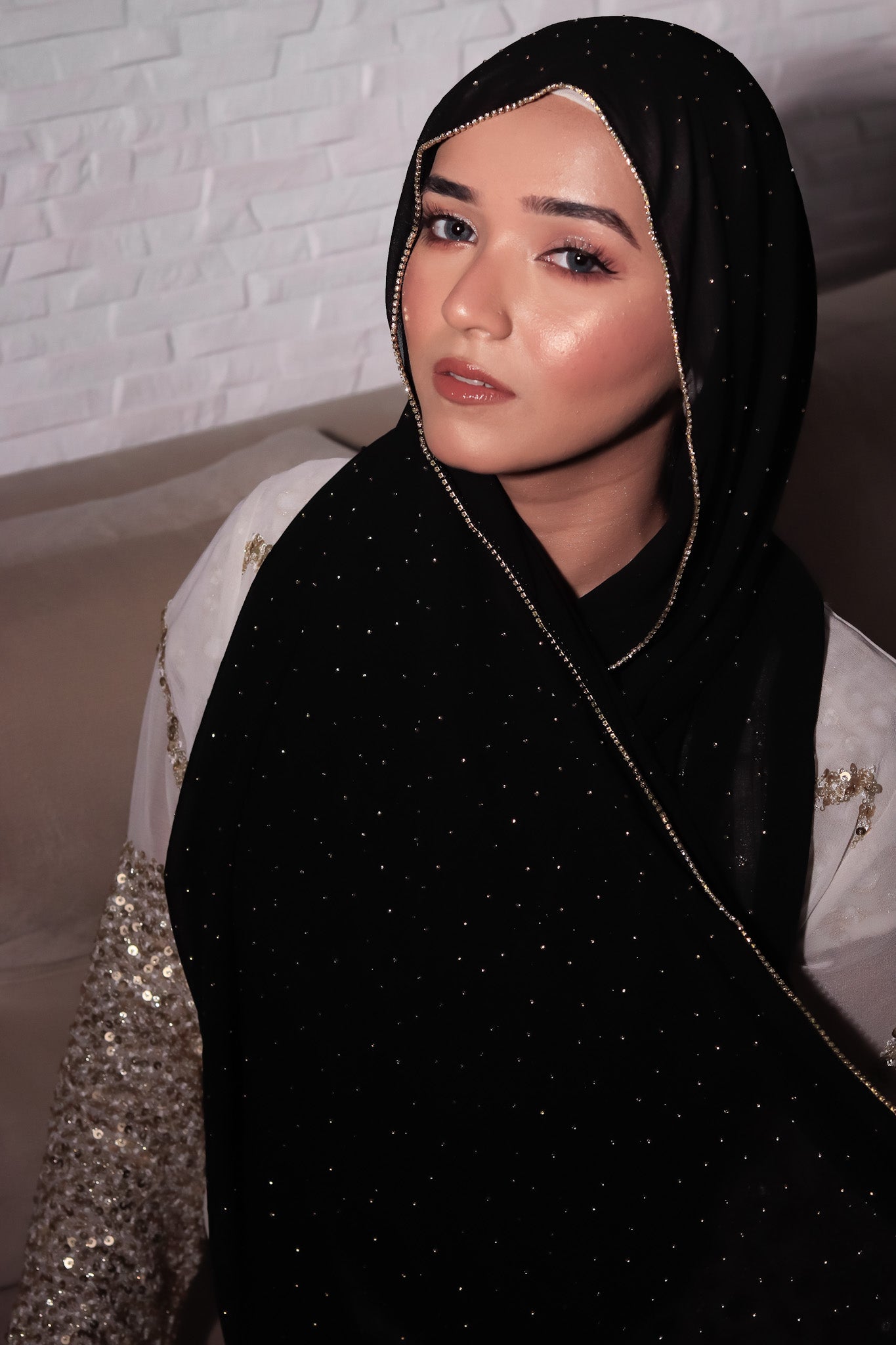 Rhinestone Hijab - Black