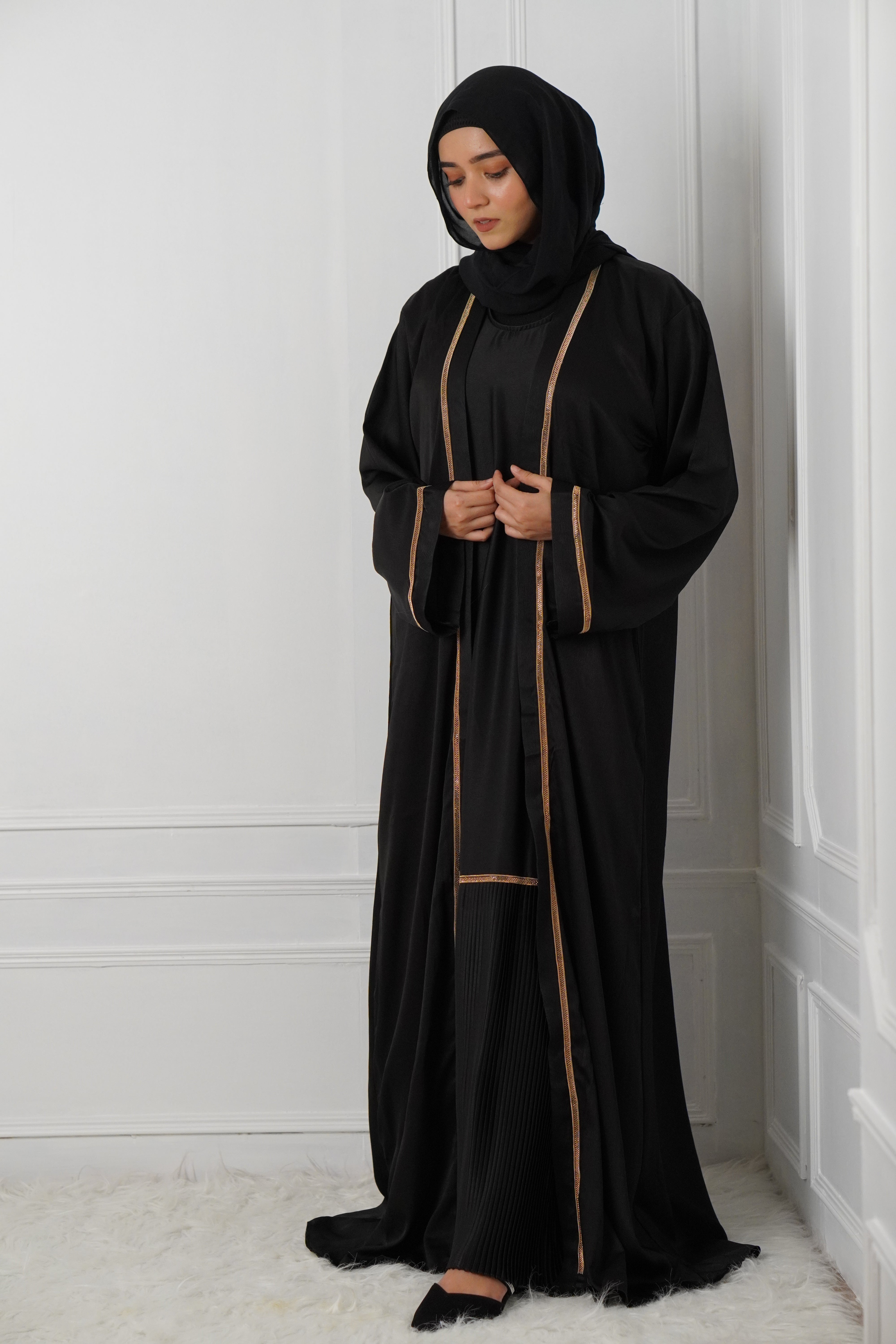 REHNUMA ABAYAH - MIDNIGHT BLACK