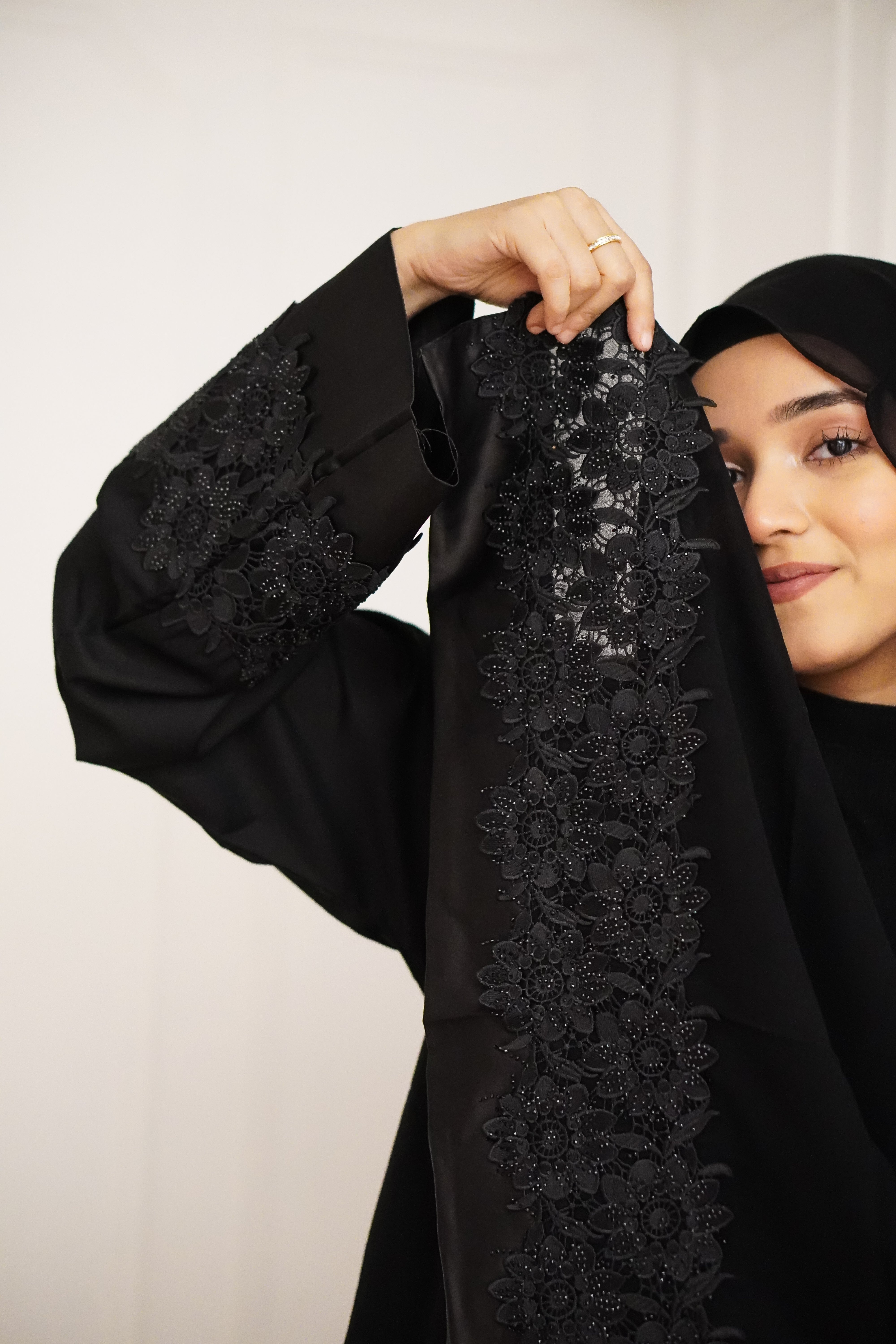 Husna Abayah