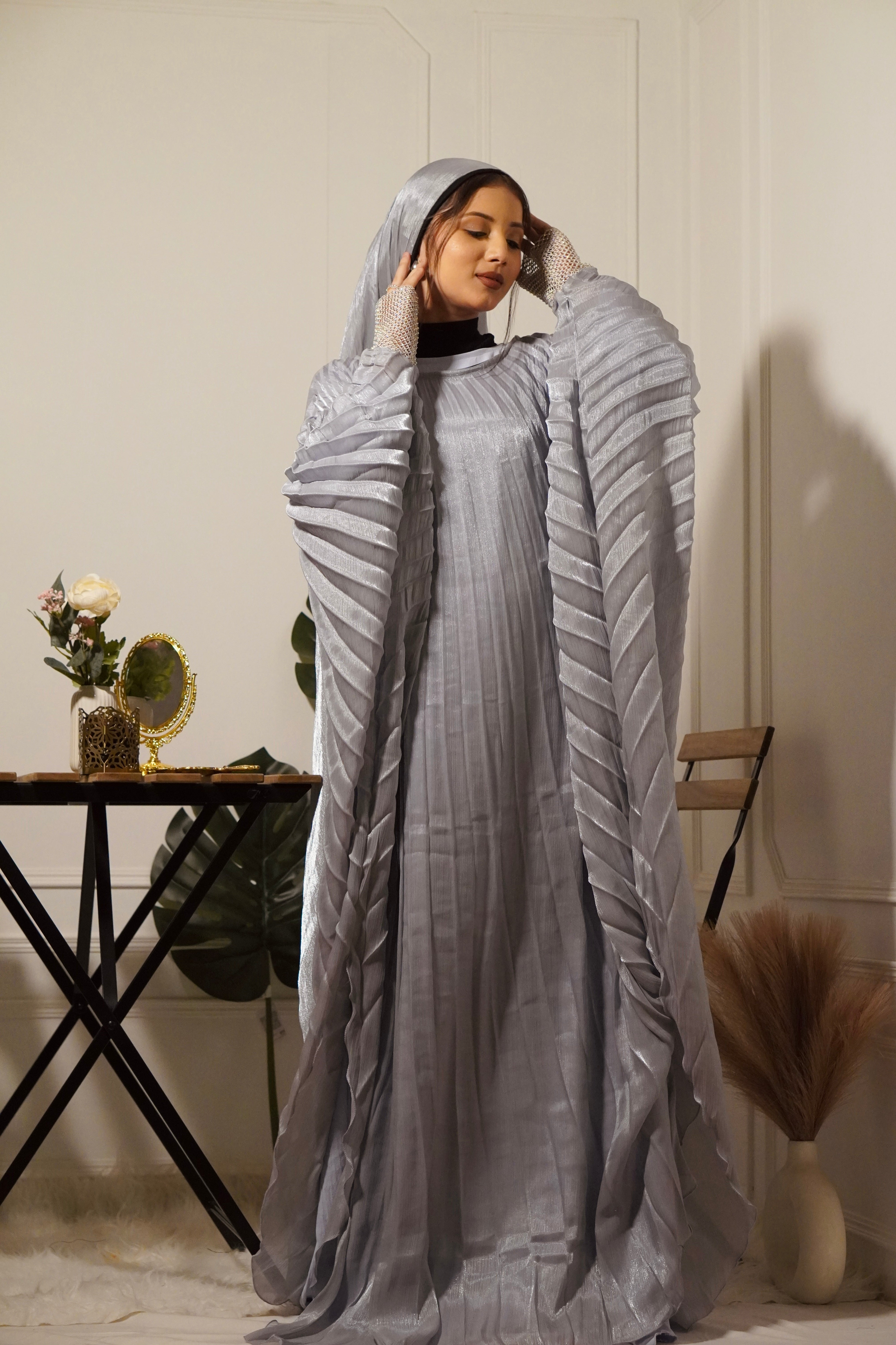 CÈLINE ABAYAH - SILVER GREY