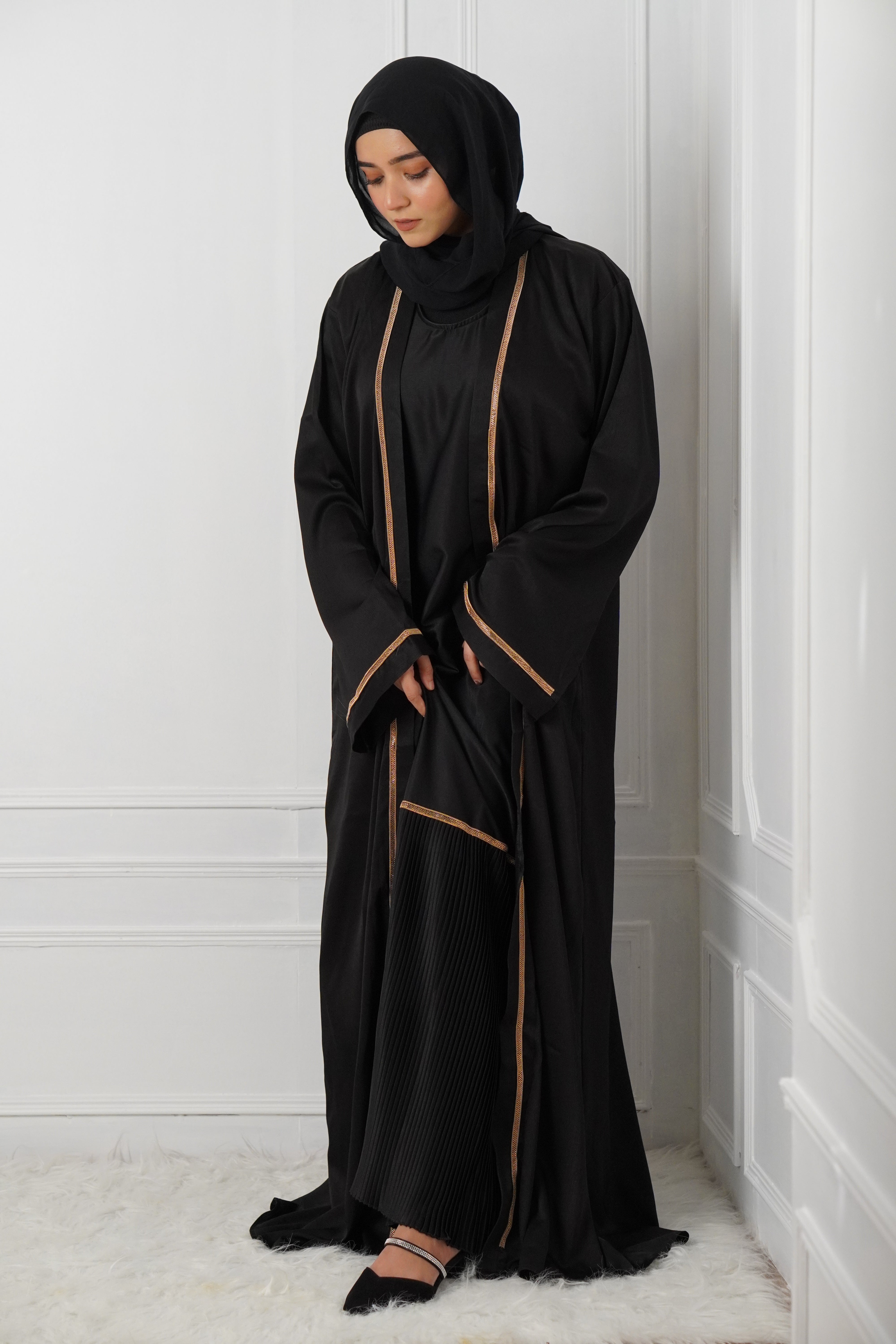REHNUMA ABAYAH - MIDNIGHT BLACK