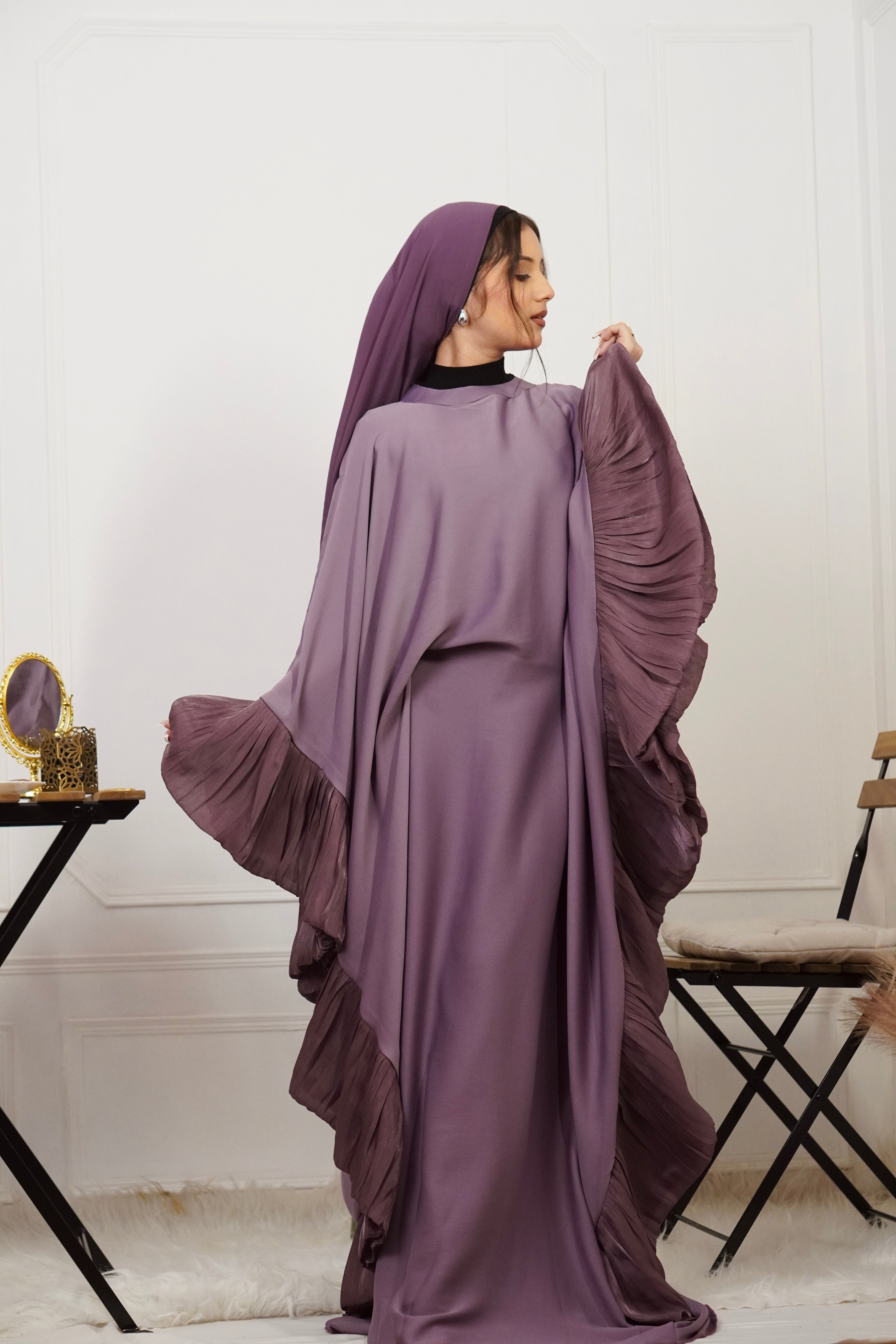 NAABIE ABAYAH - RAPUNZEL