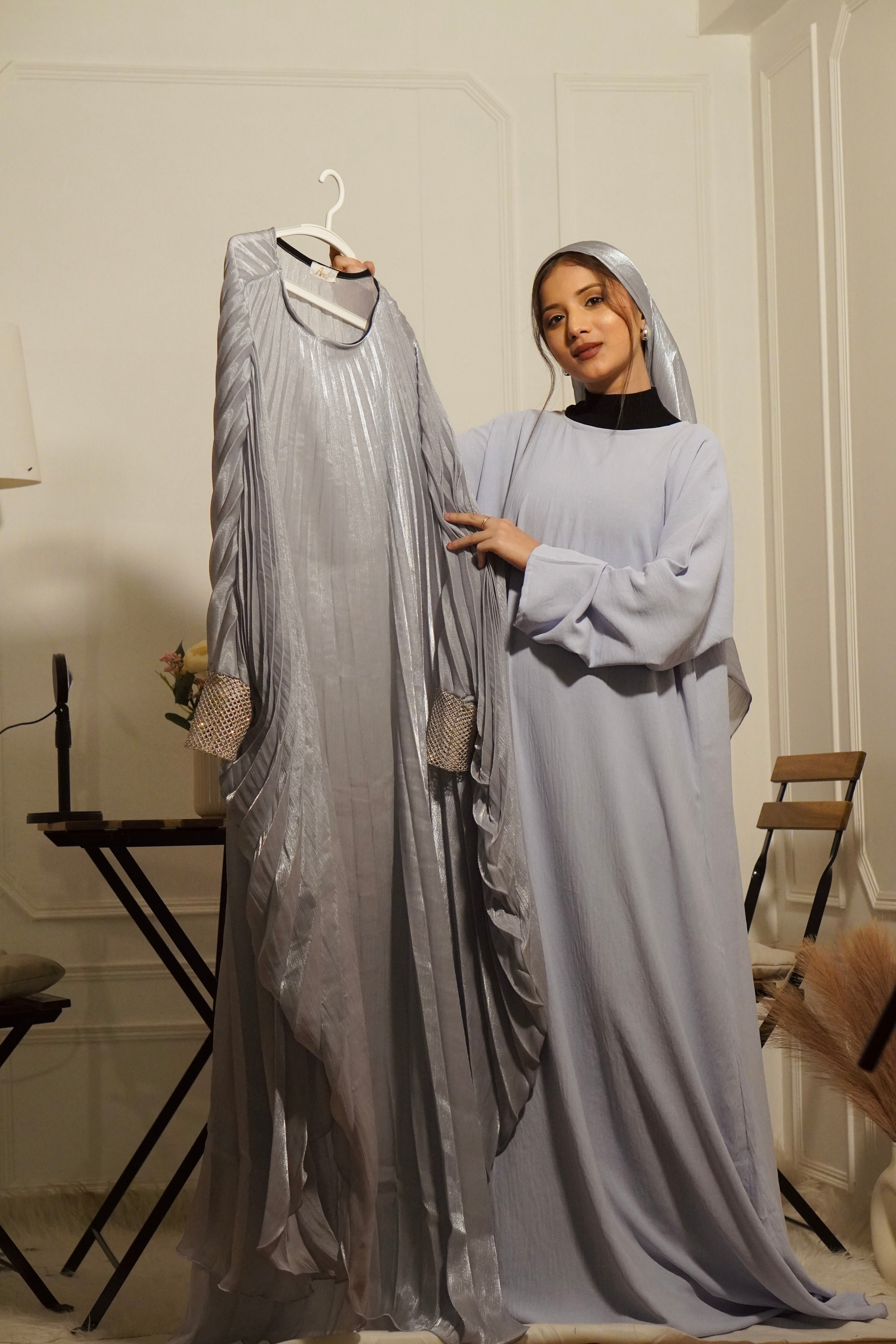 CÈLINE ABAYAH - SILVER GREY