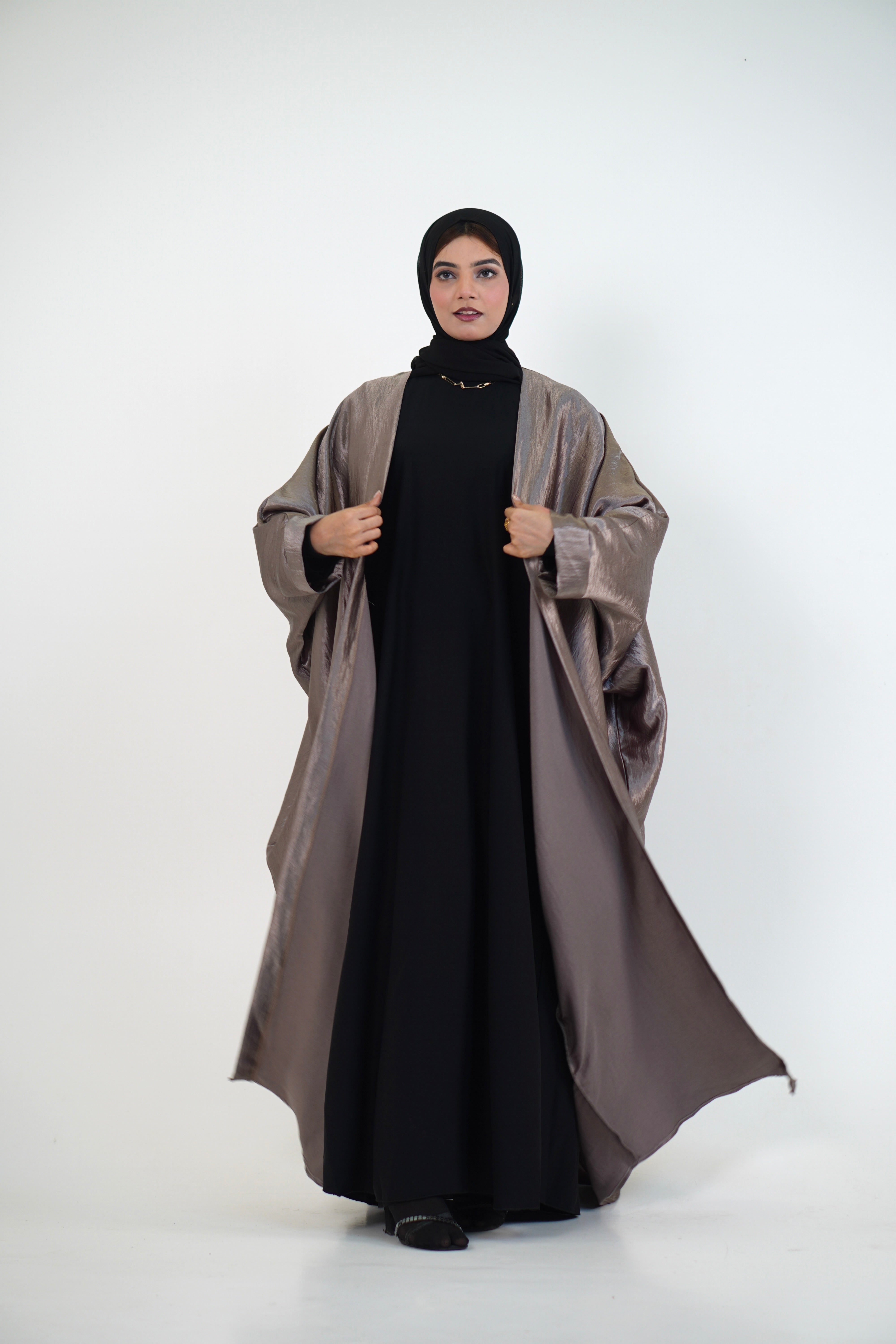 Qamar Open Abayah