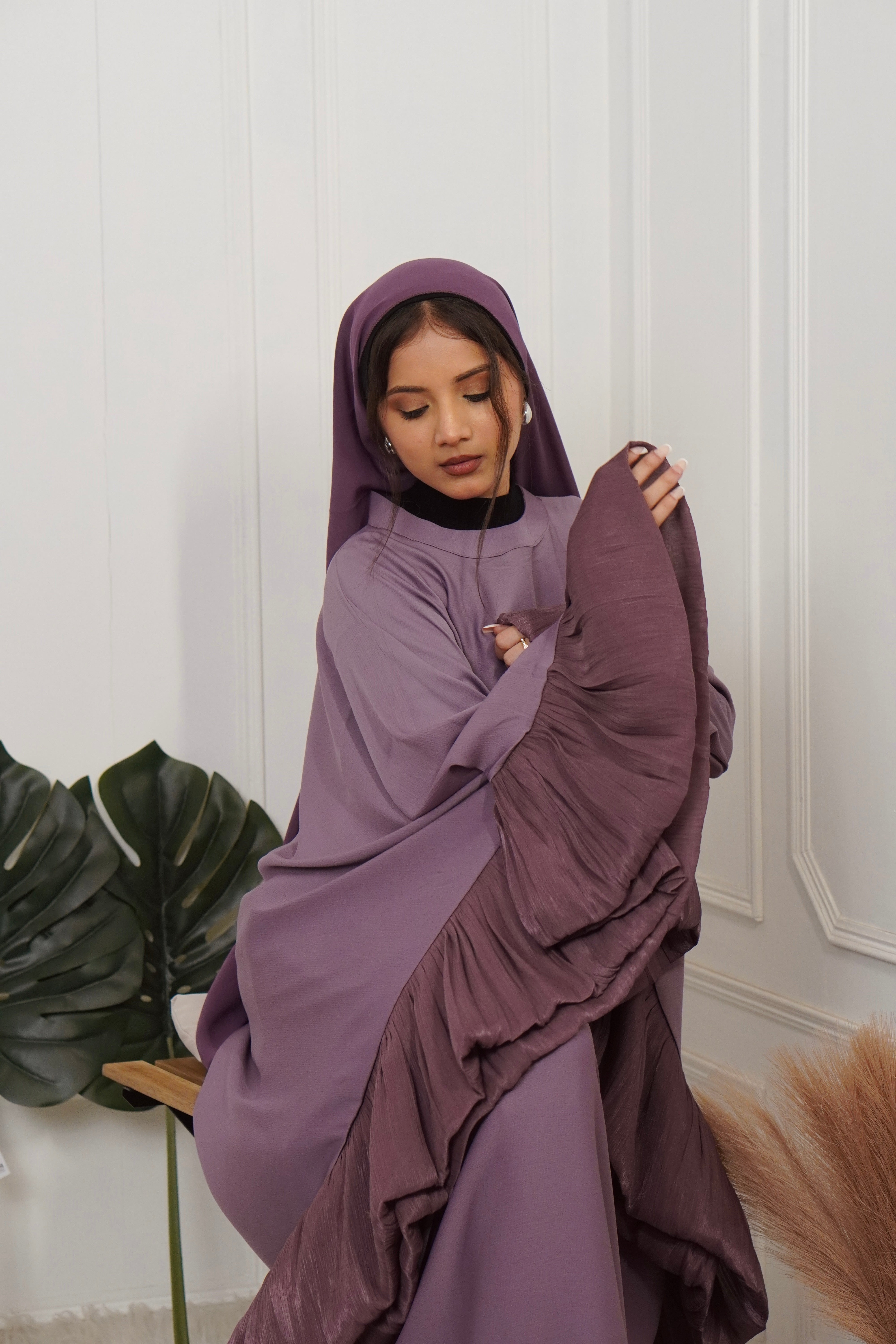 NAABIE ABAYAH - RAPUNZEL
