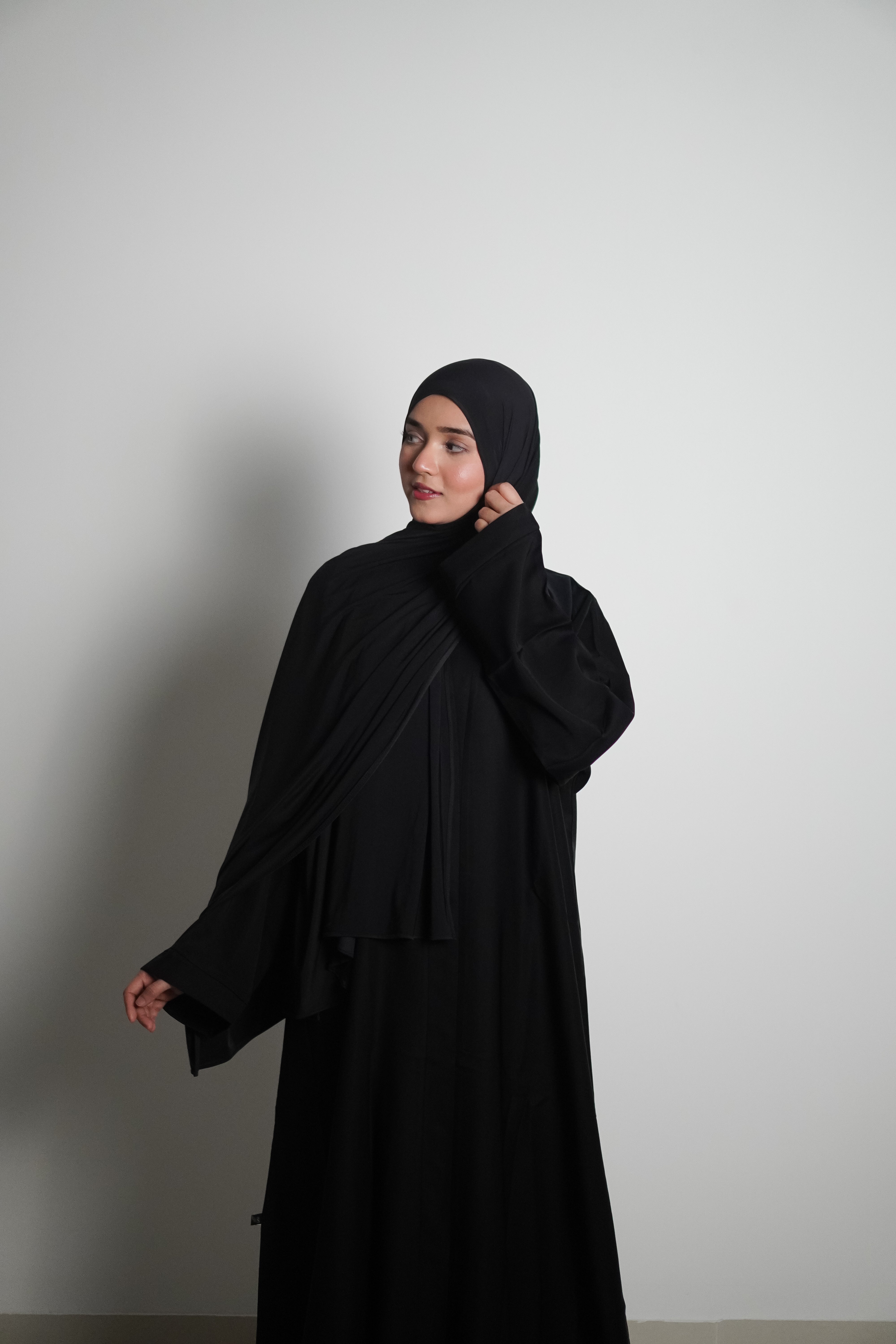 Classic Black Abayah 2.0