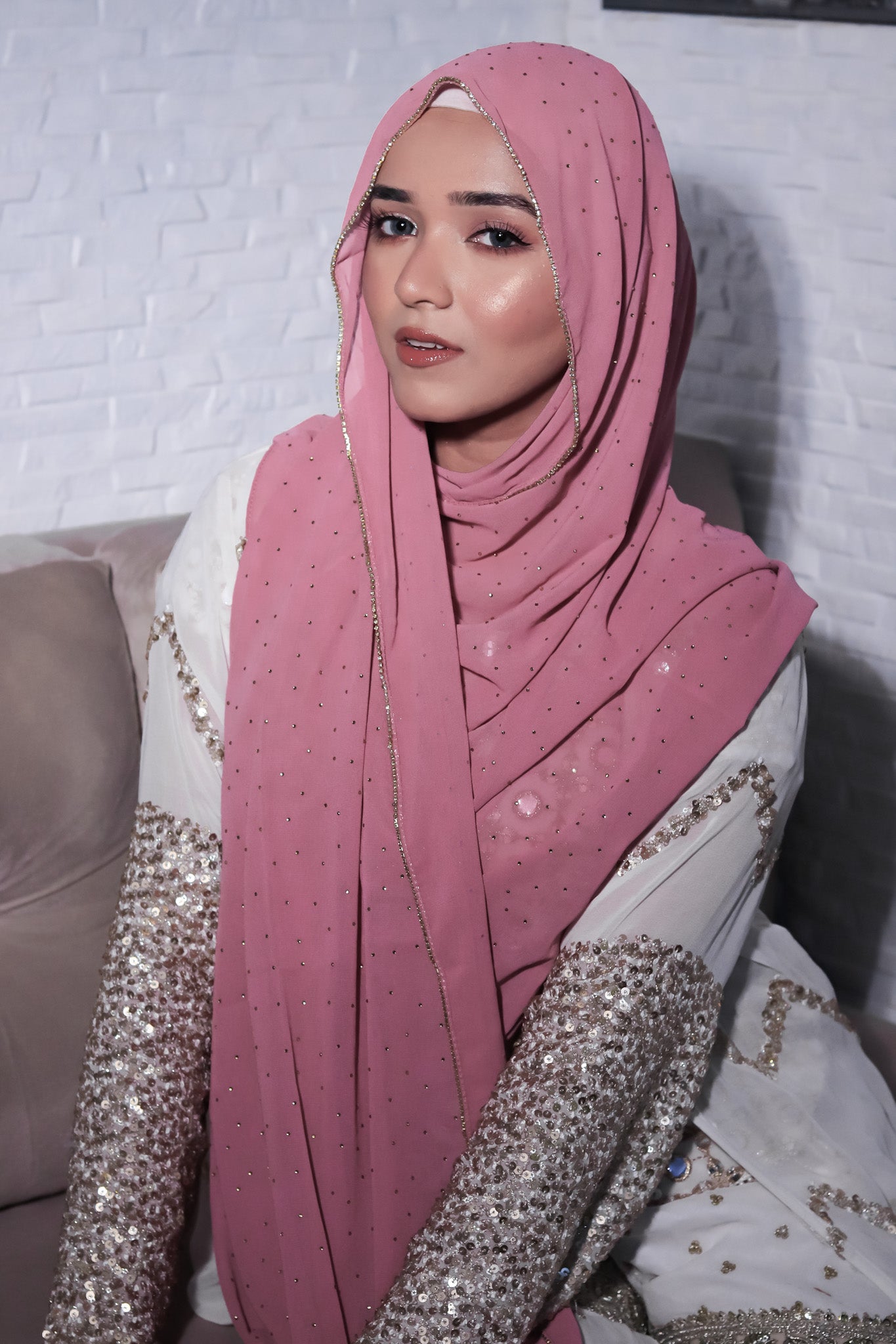 Rhinestone Hijab - Rose