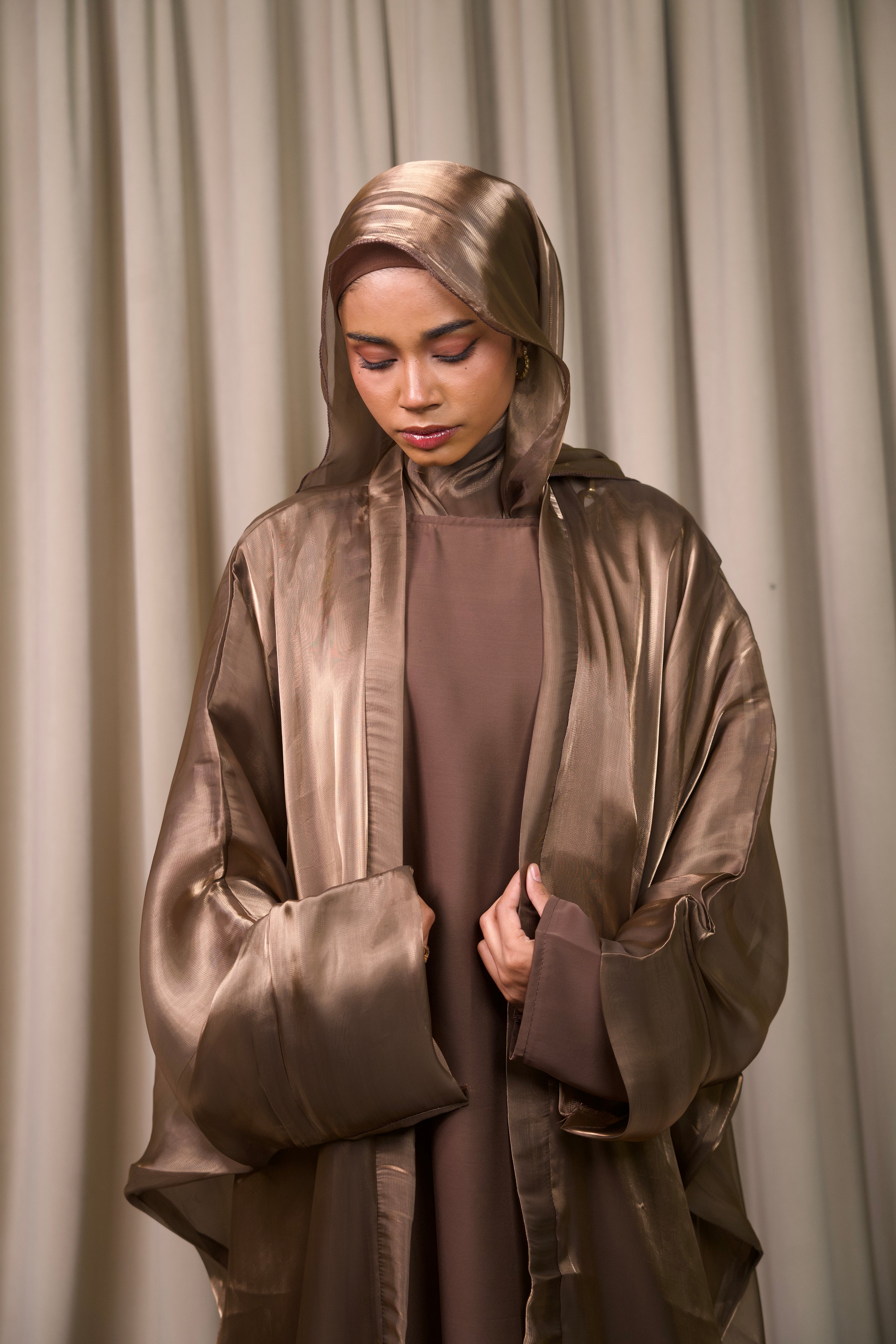 KHALEEJI ABAYAH - BROWN