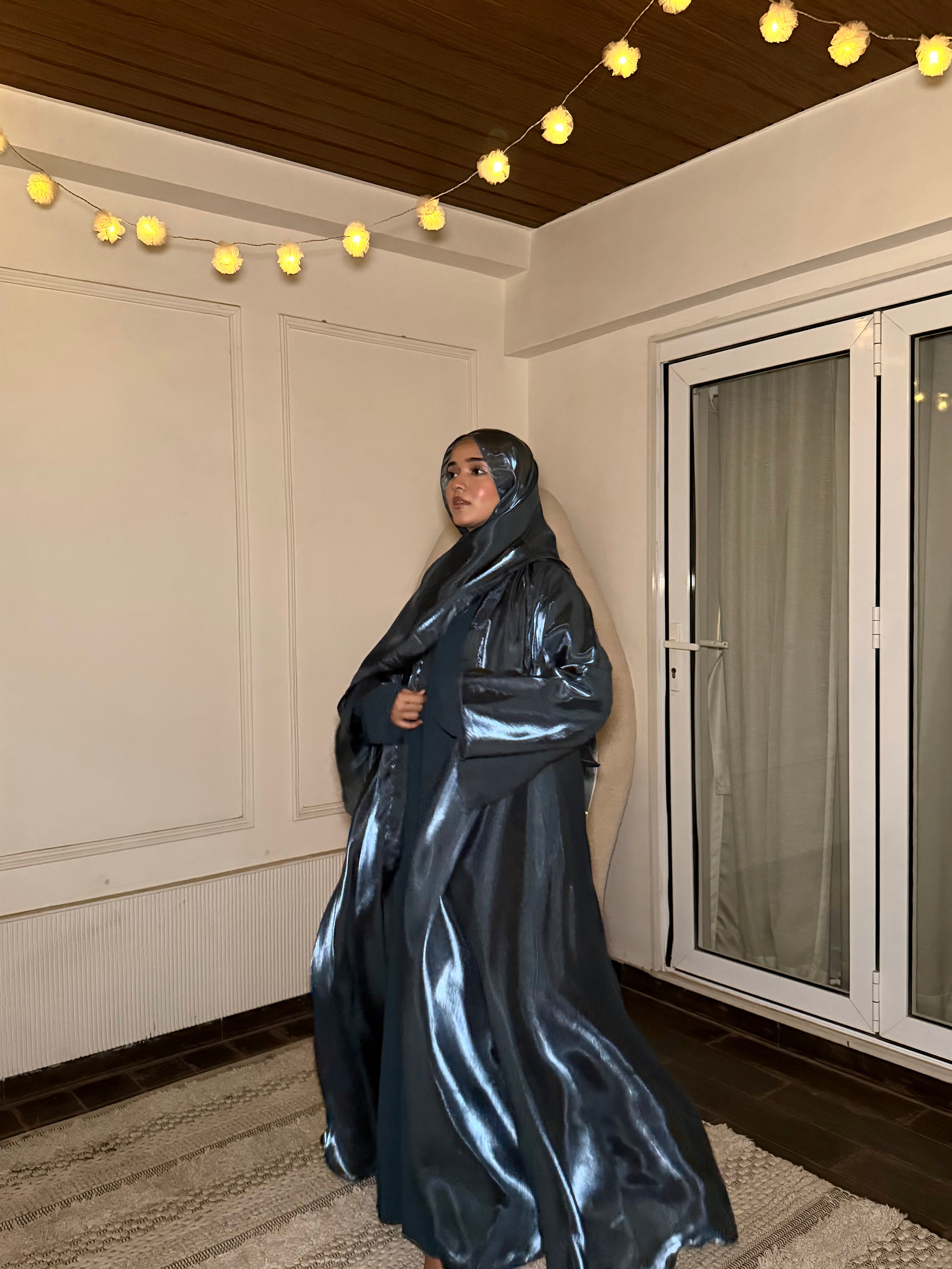 KHALEEJI ABAYAH - NEEL
