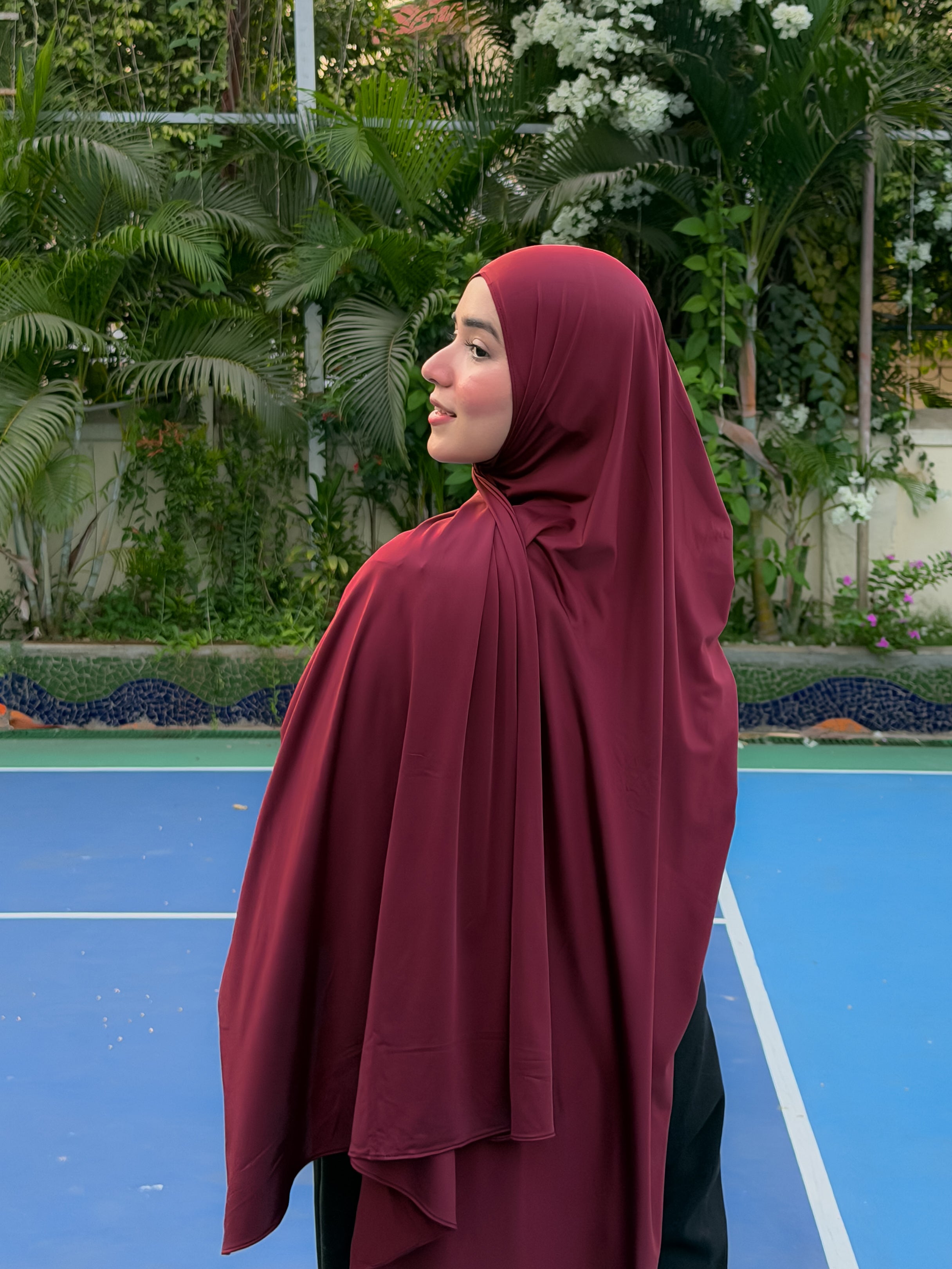 Premium Liquid Jersey - Cherry Noir