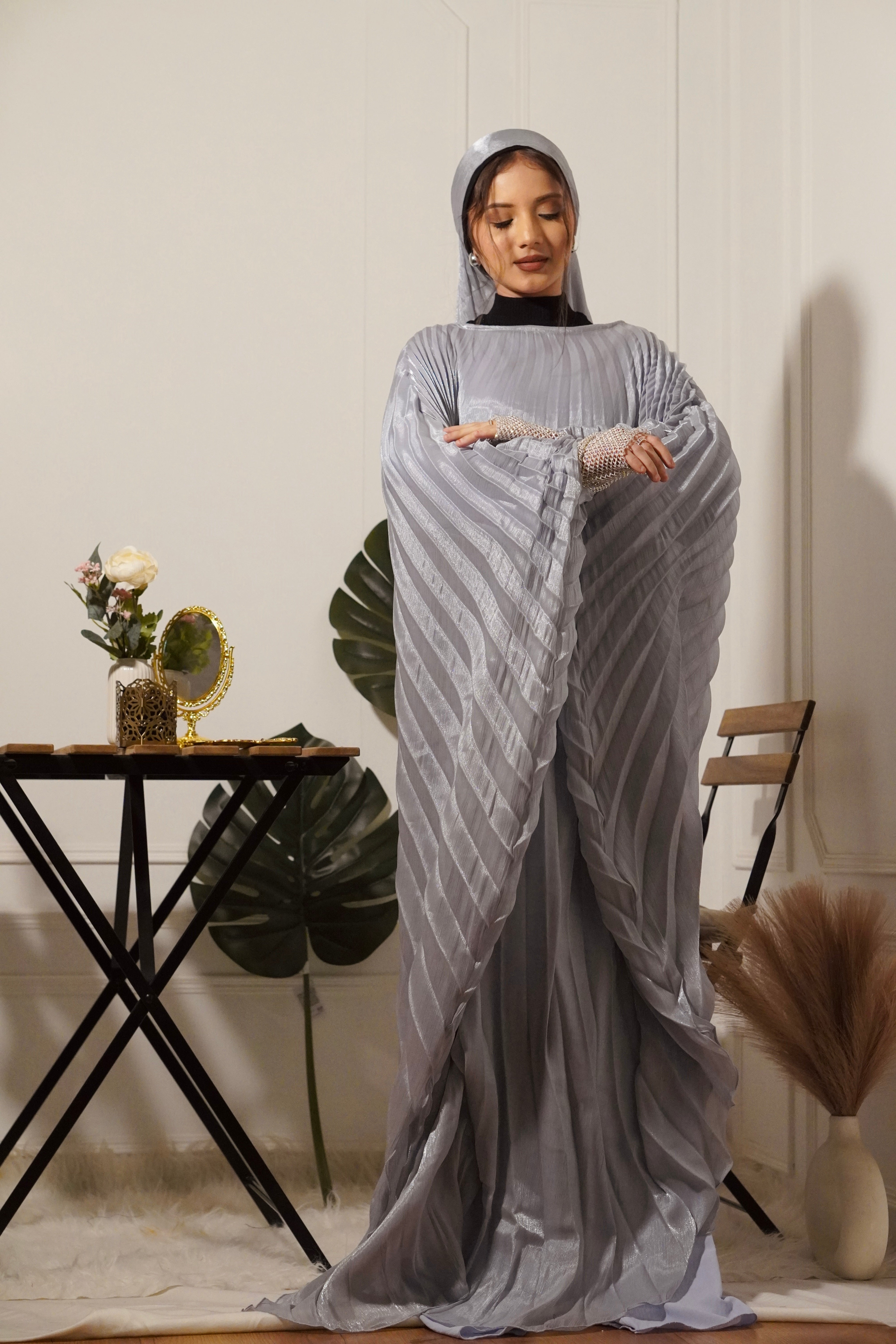 CÈLINE ABAYAH - SILVER GREY