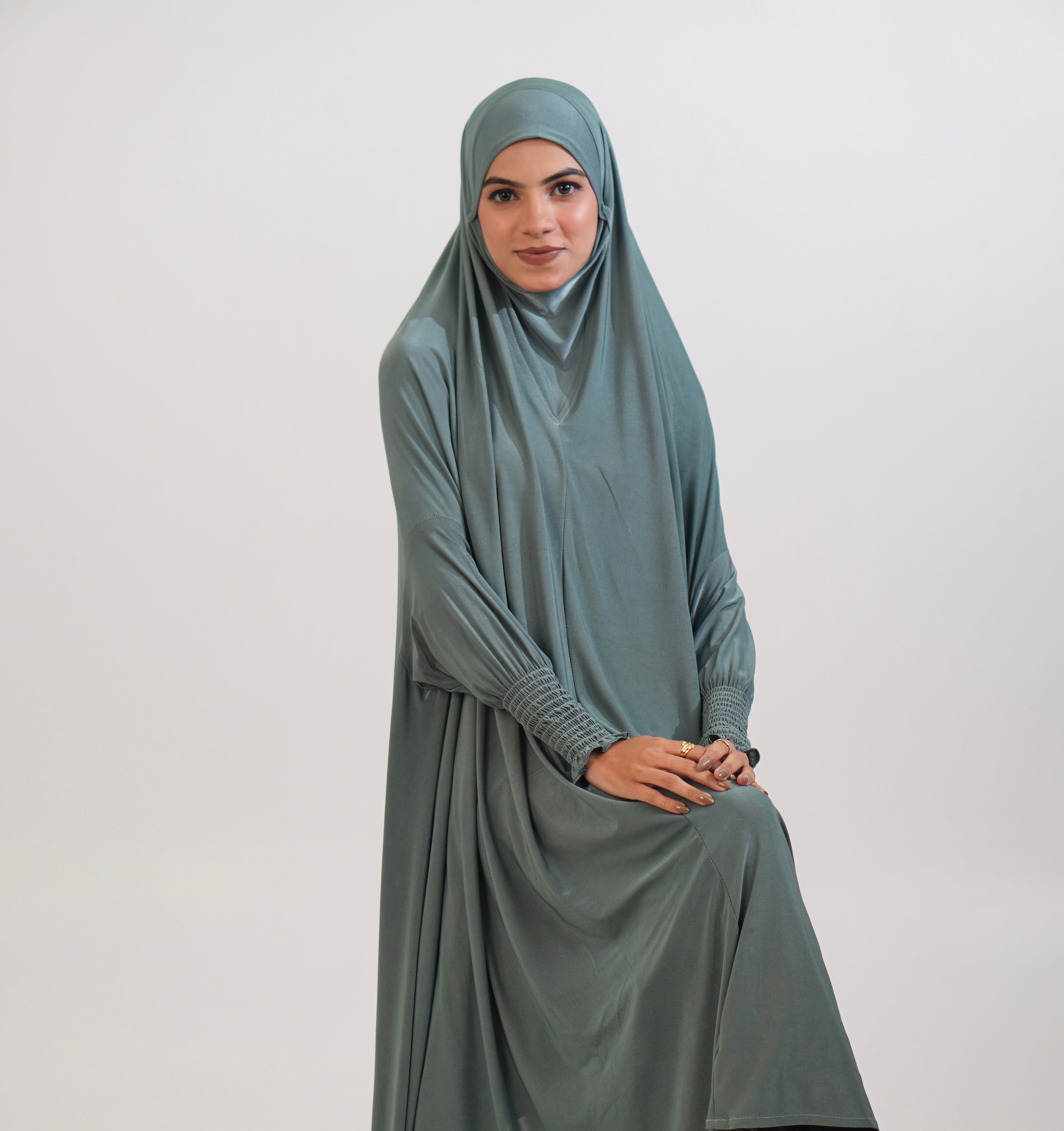 Salah Dress - Below Knee (CRUSHED SLEEVES)