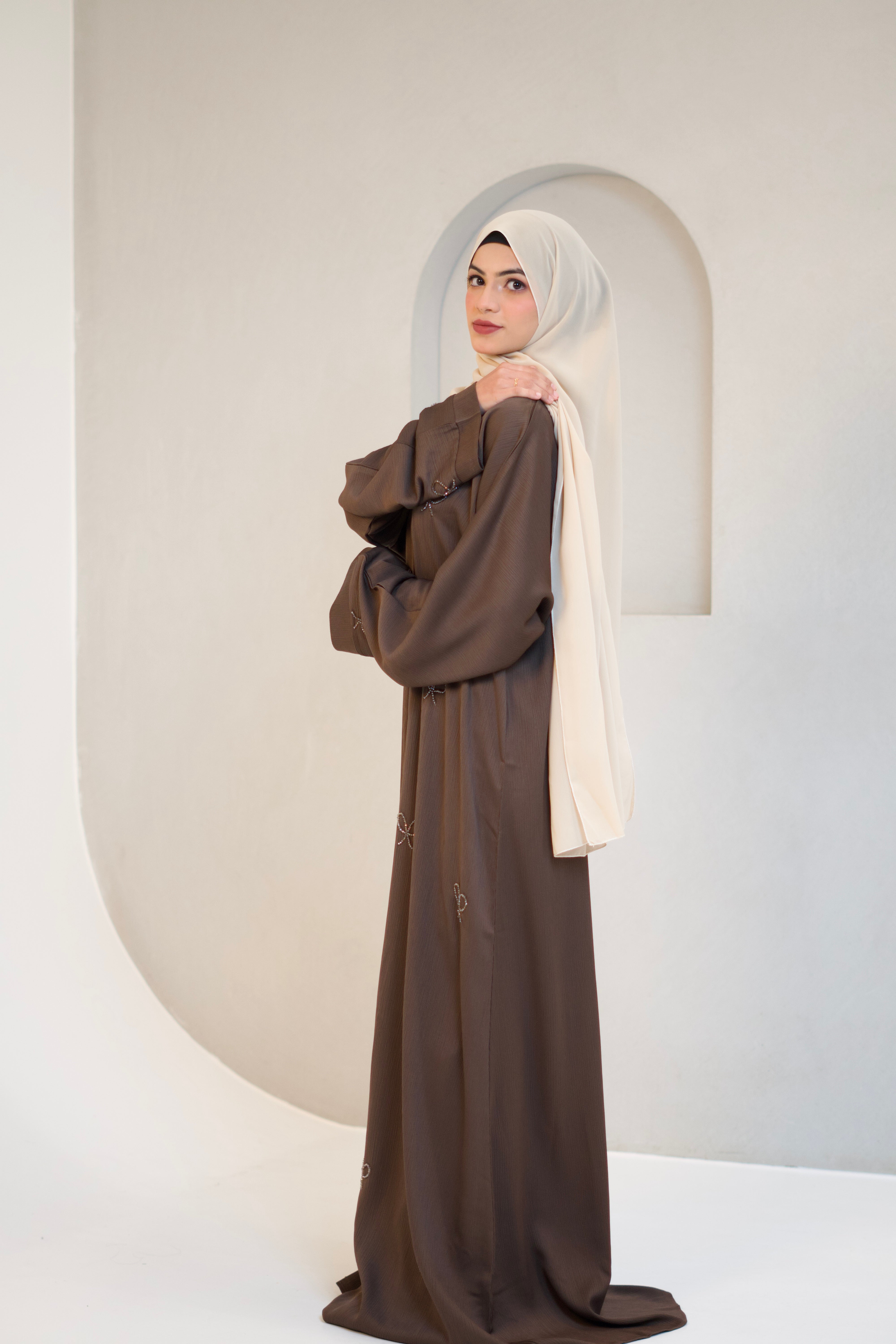 COQUETTE ABAYAH - CHOCOLATE BROWN