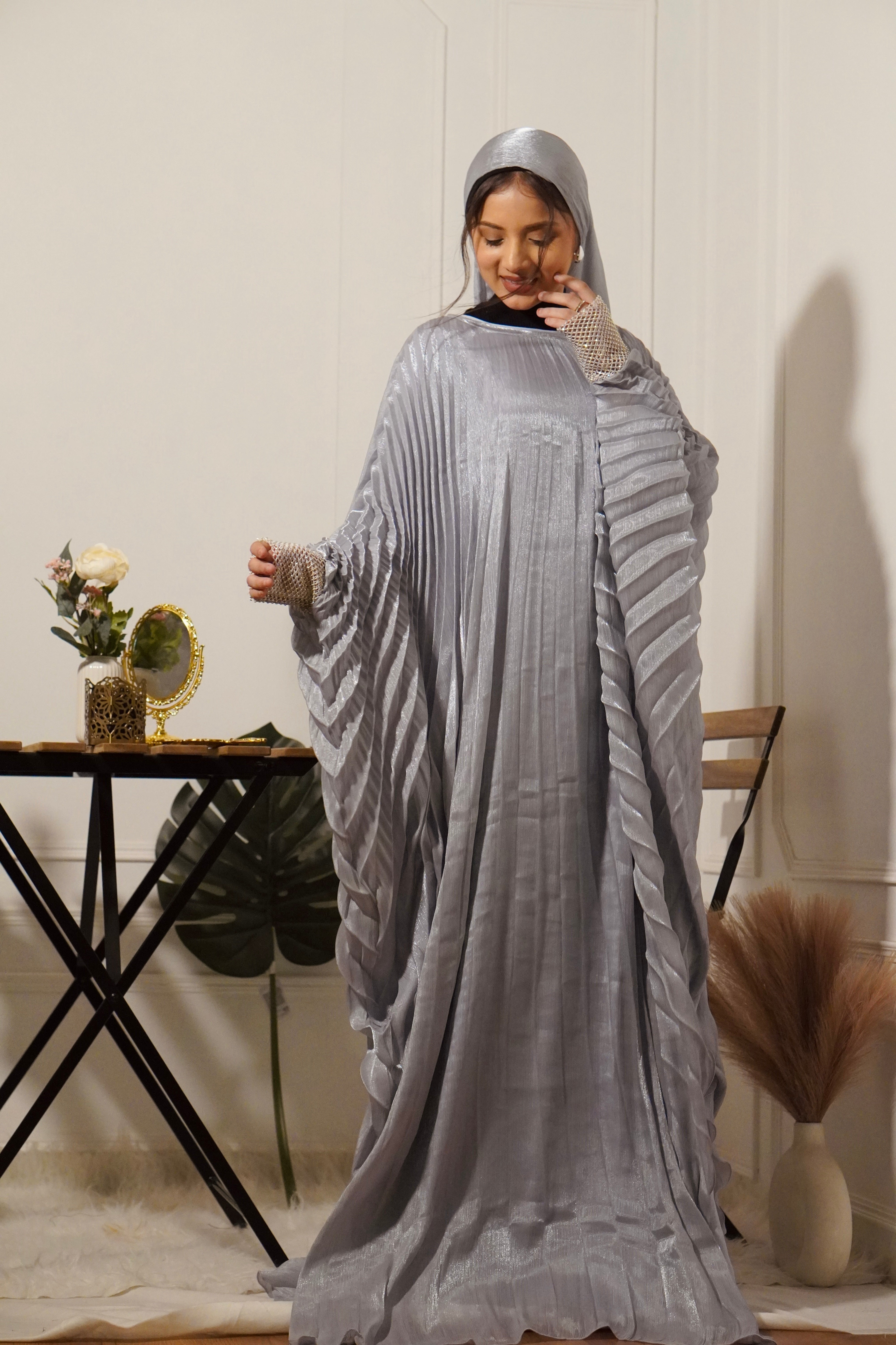 CÈLINE ABAYAH - SILVER GREY