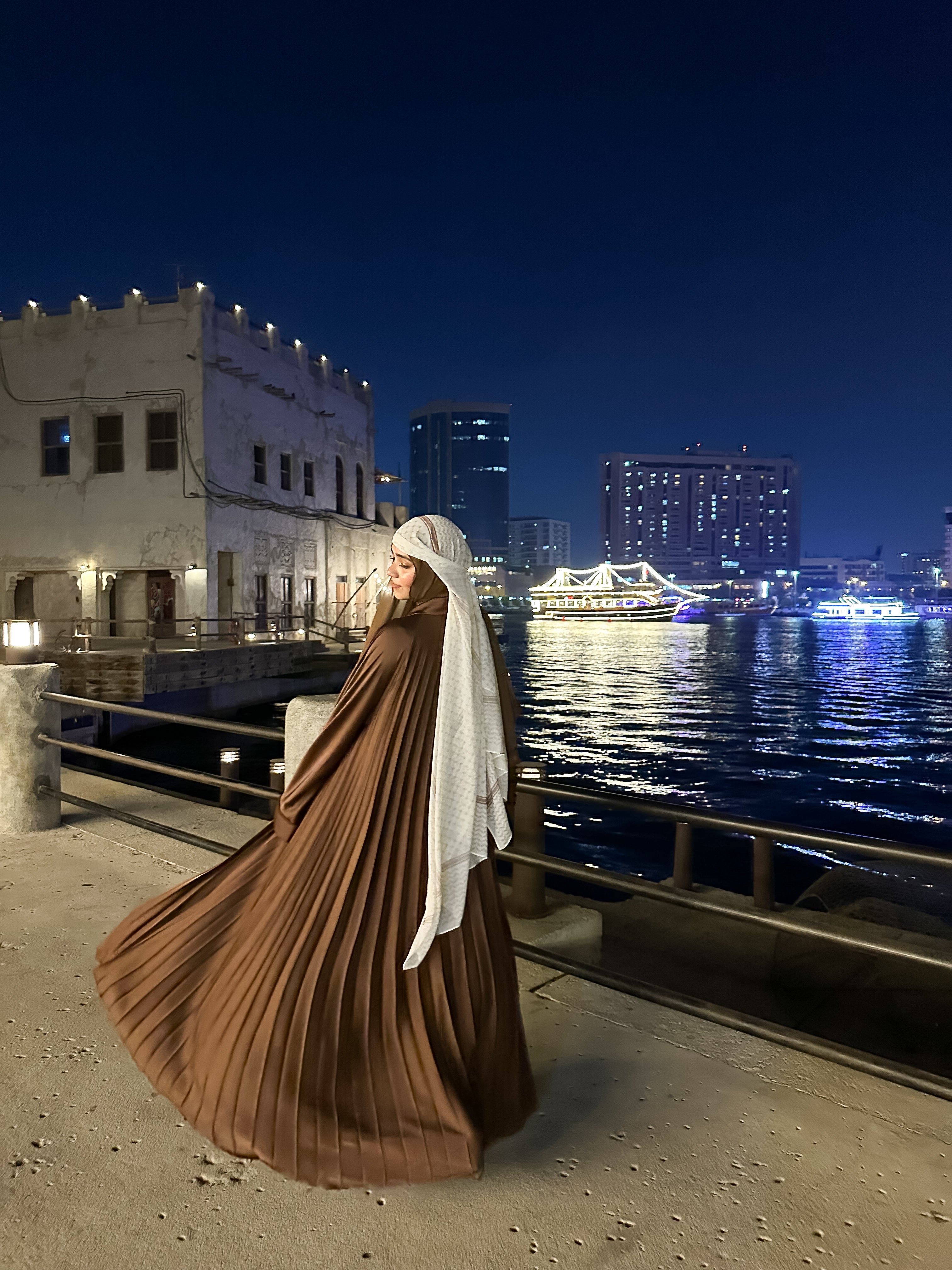 PLEATED ABAYAH - Rustic