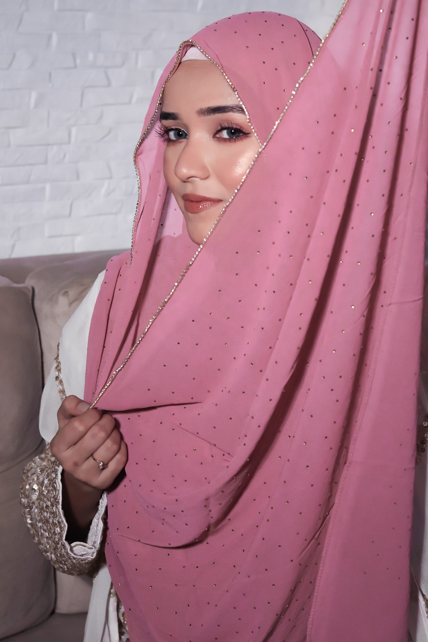 Rhinestone Hijab - Rose