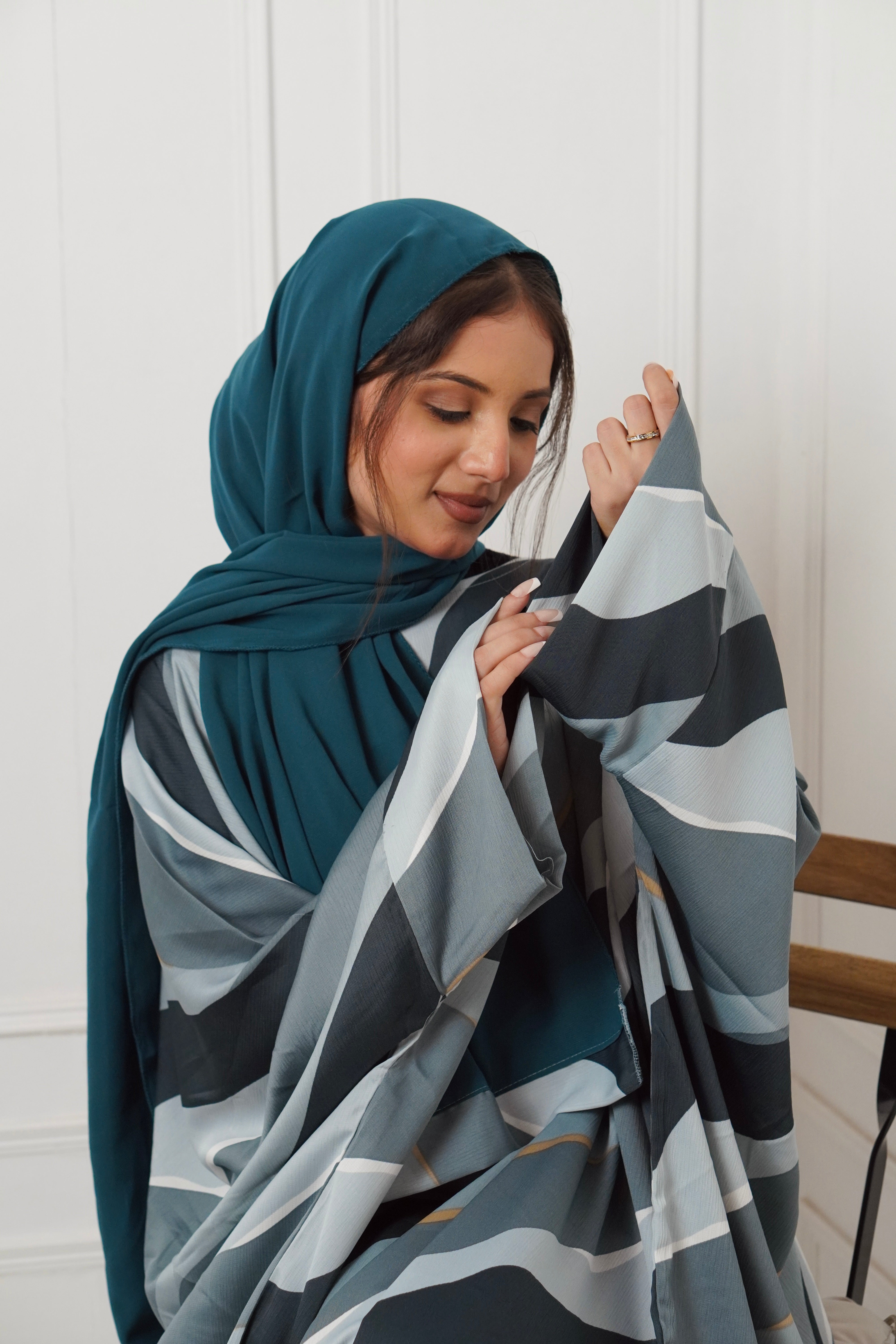 Y2K PRINTED ABAYAH - TURQUOISE