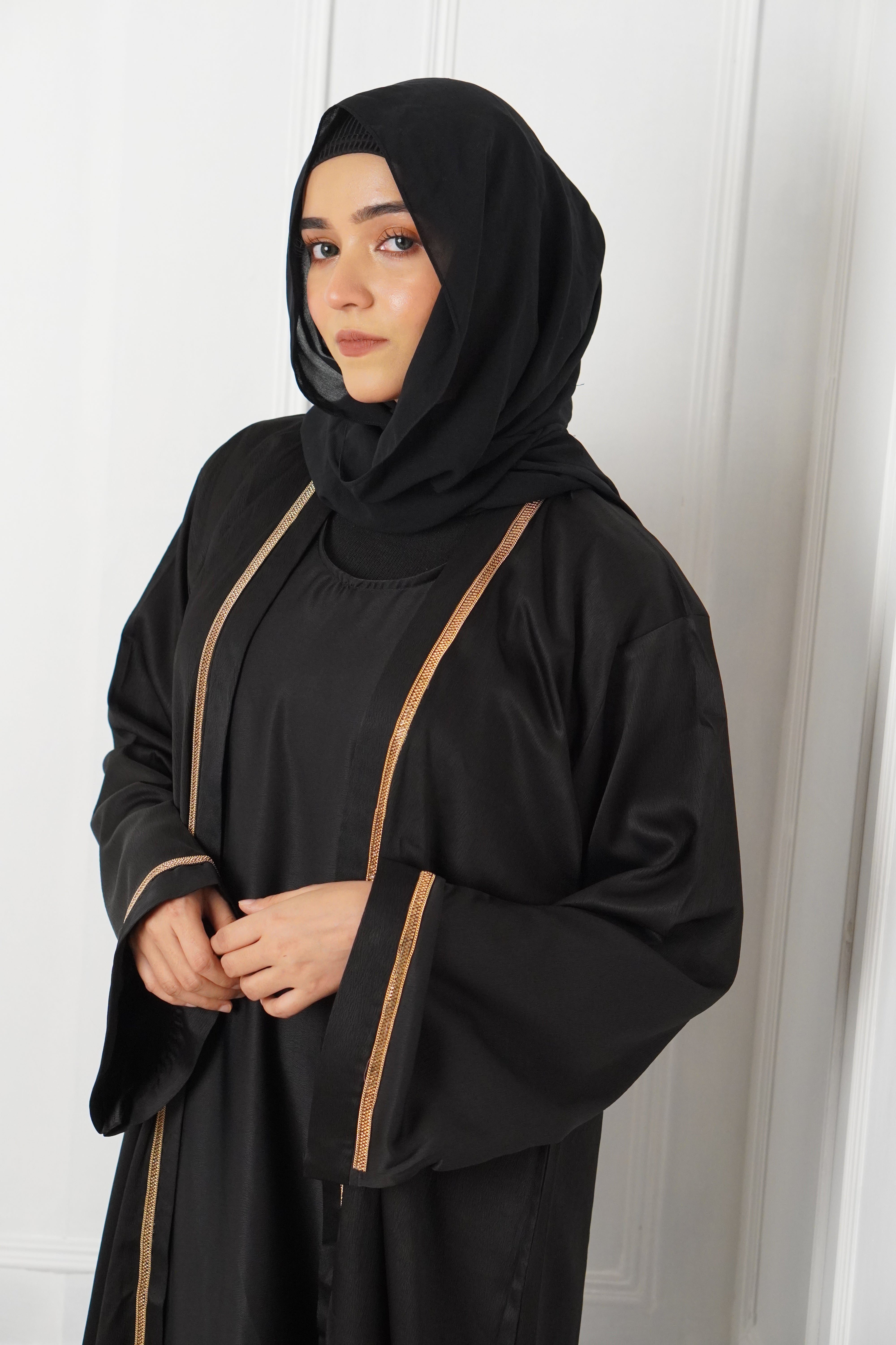 REHNUMA ABAYAH - MIDNIGHT BLACK