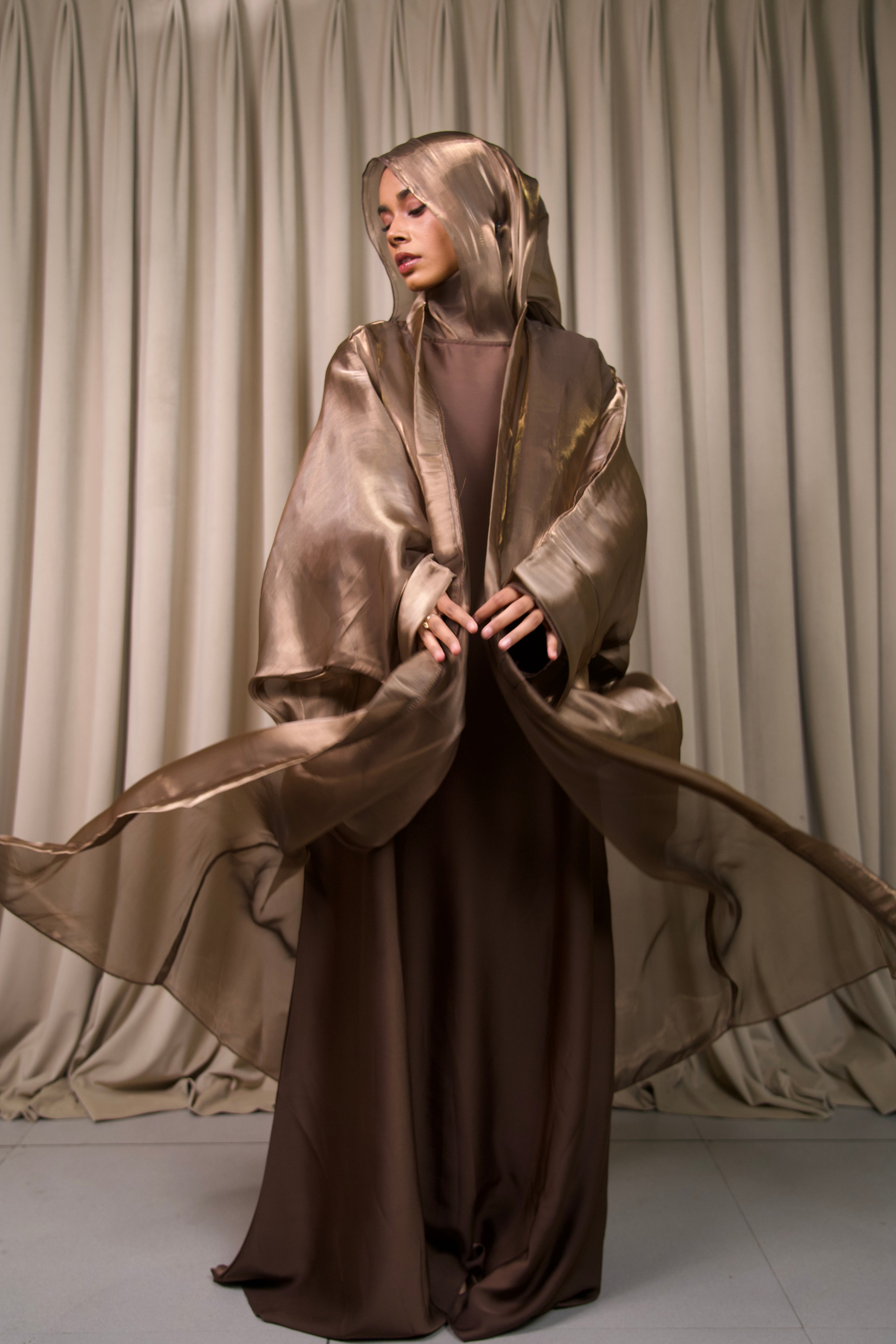 KHALEEJI ABAYAH - BROWN
