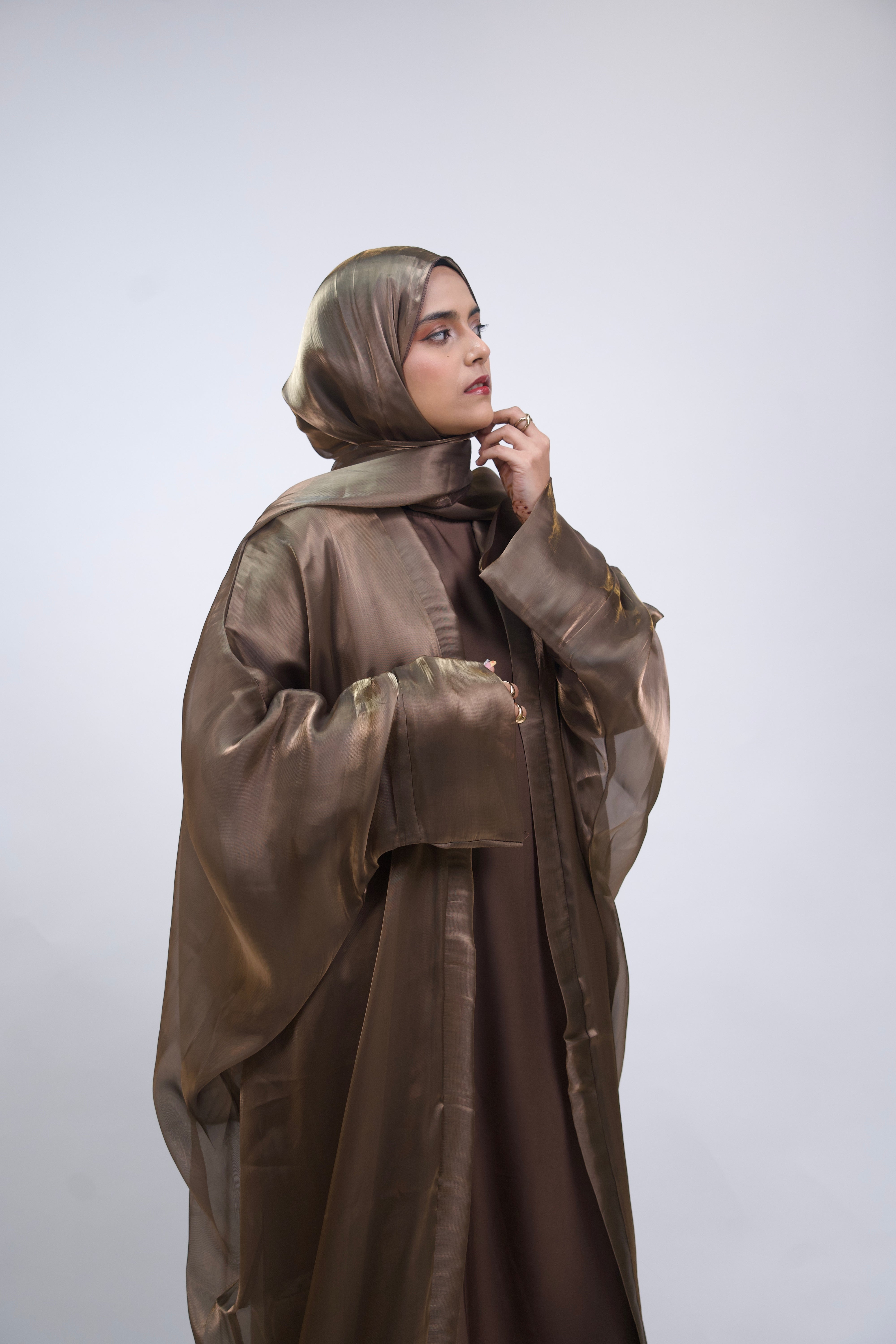 KHALEEJI ABAYAH - BROWN