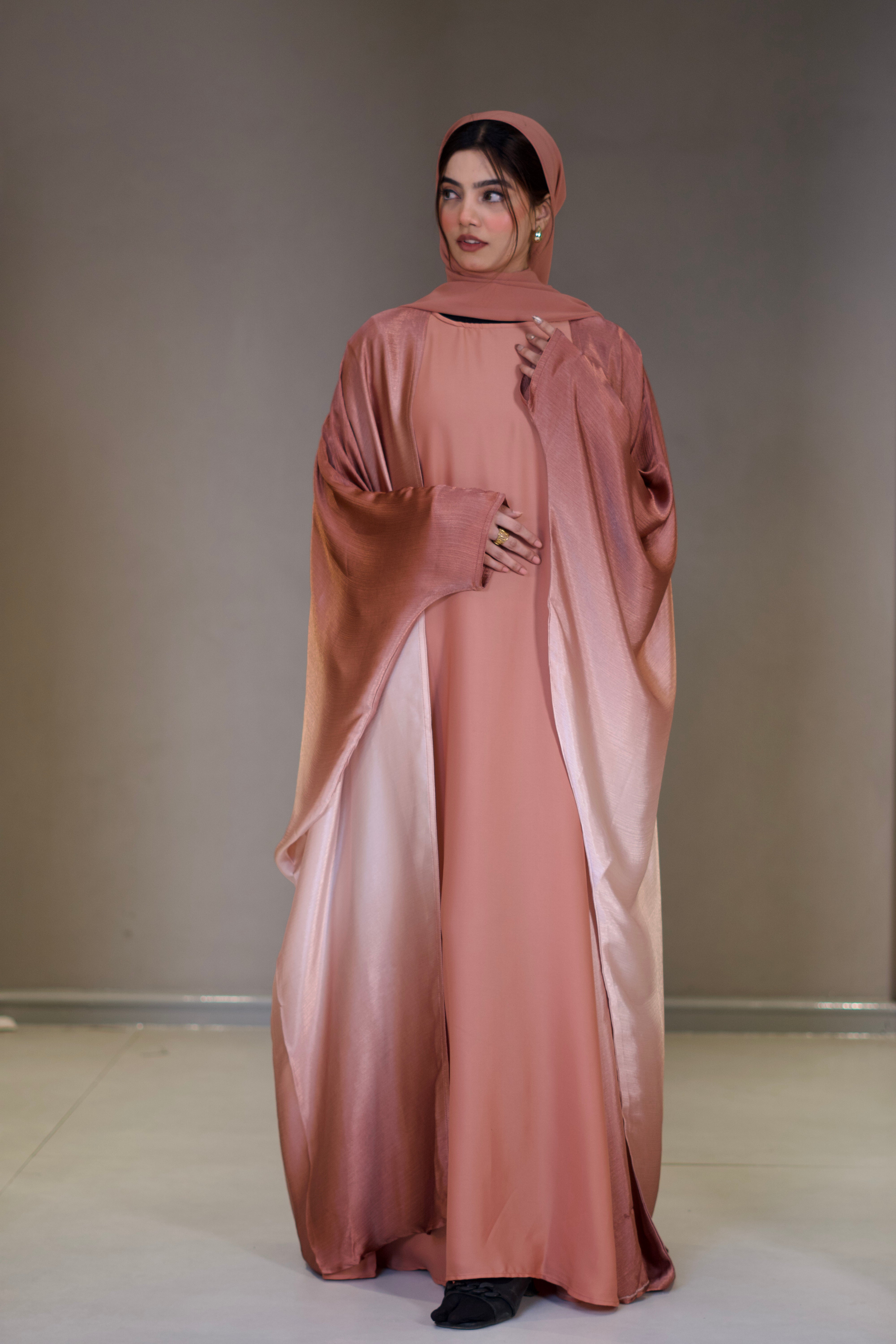Amelia Ombre Abayah - Aurora