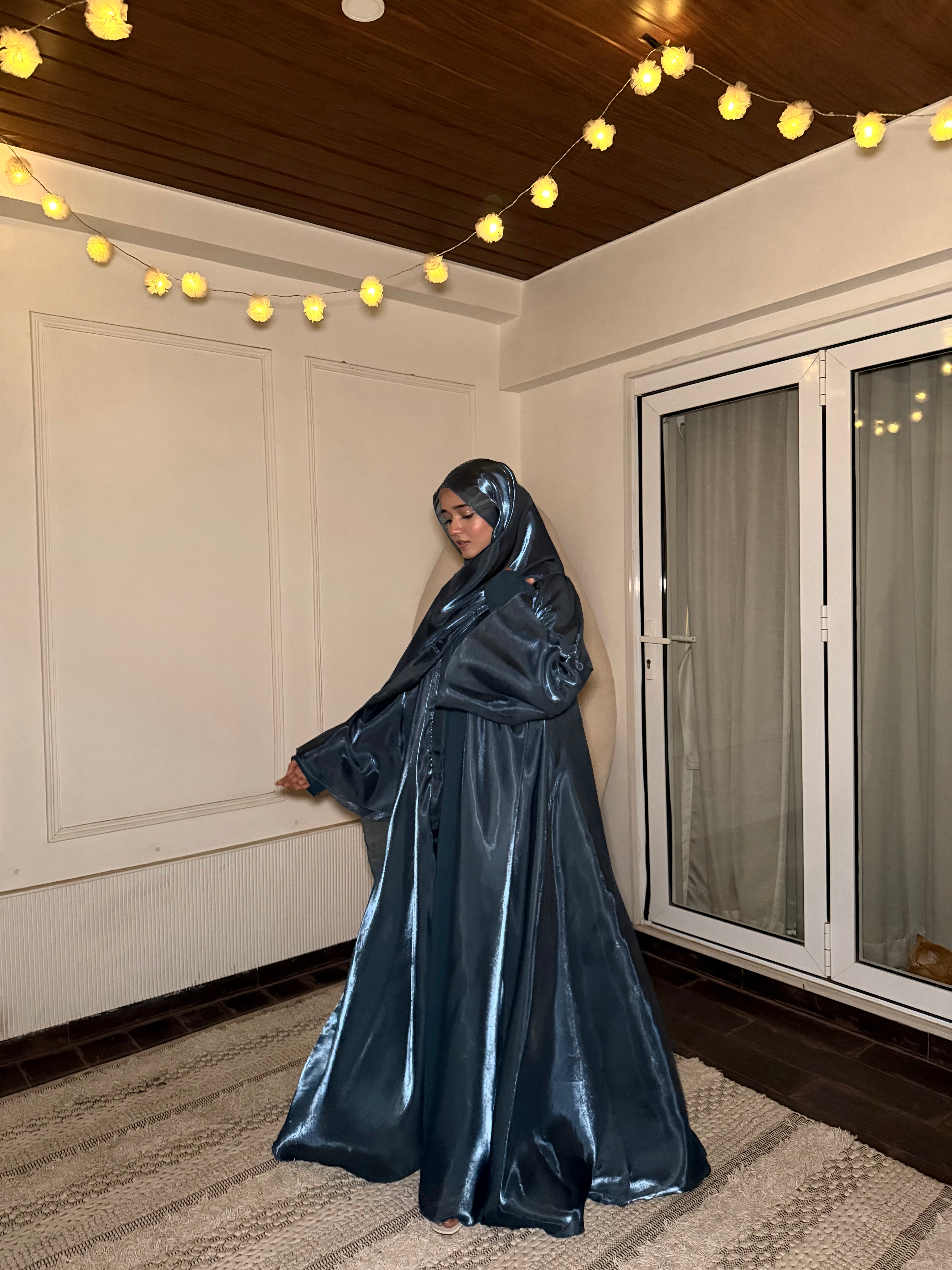 KHALEEJI ABAYAH - NEEL