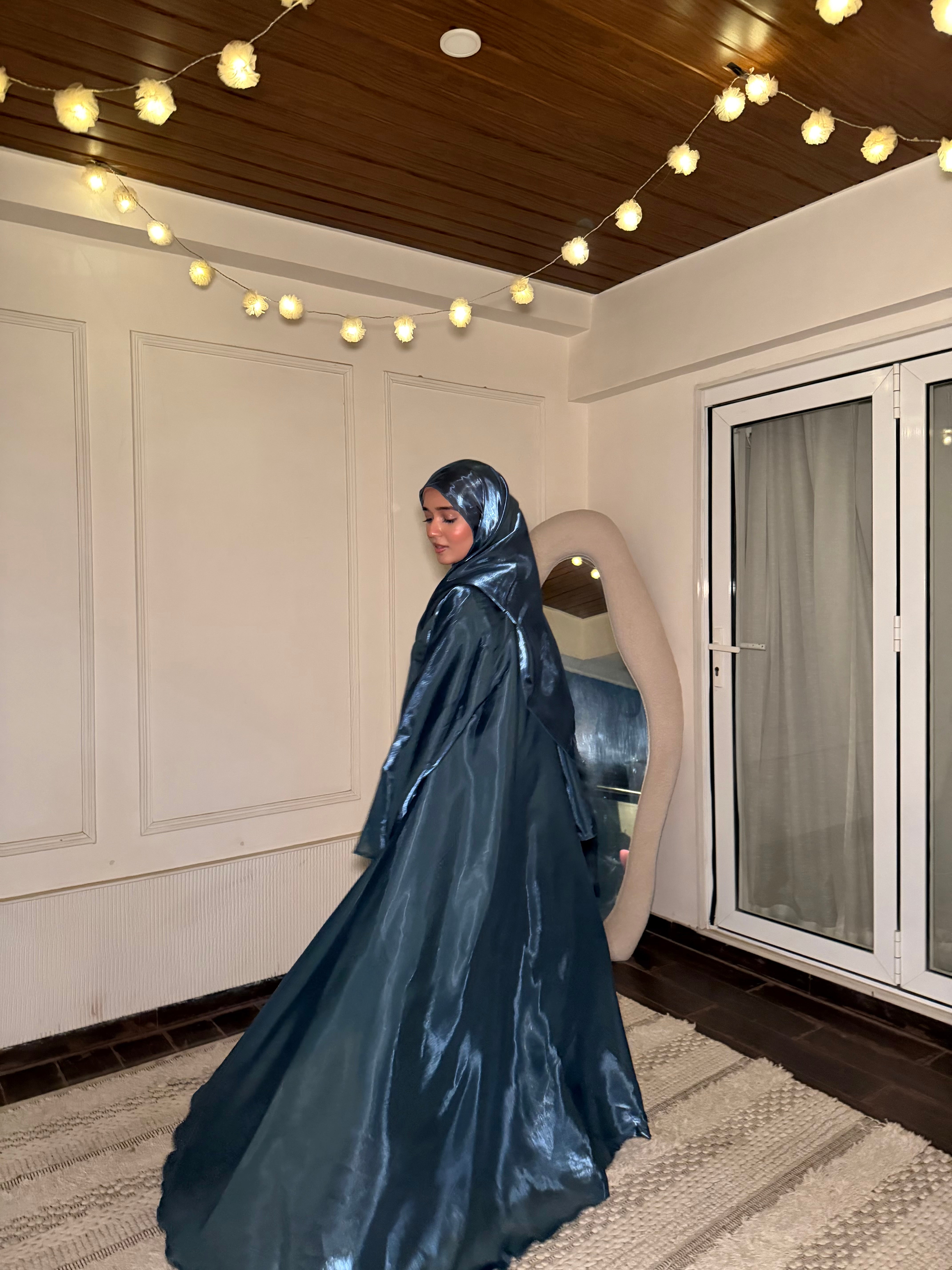 KHALEEJI ABAYAH - NEEL