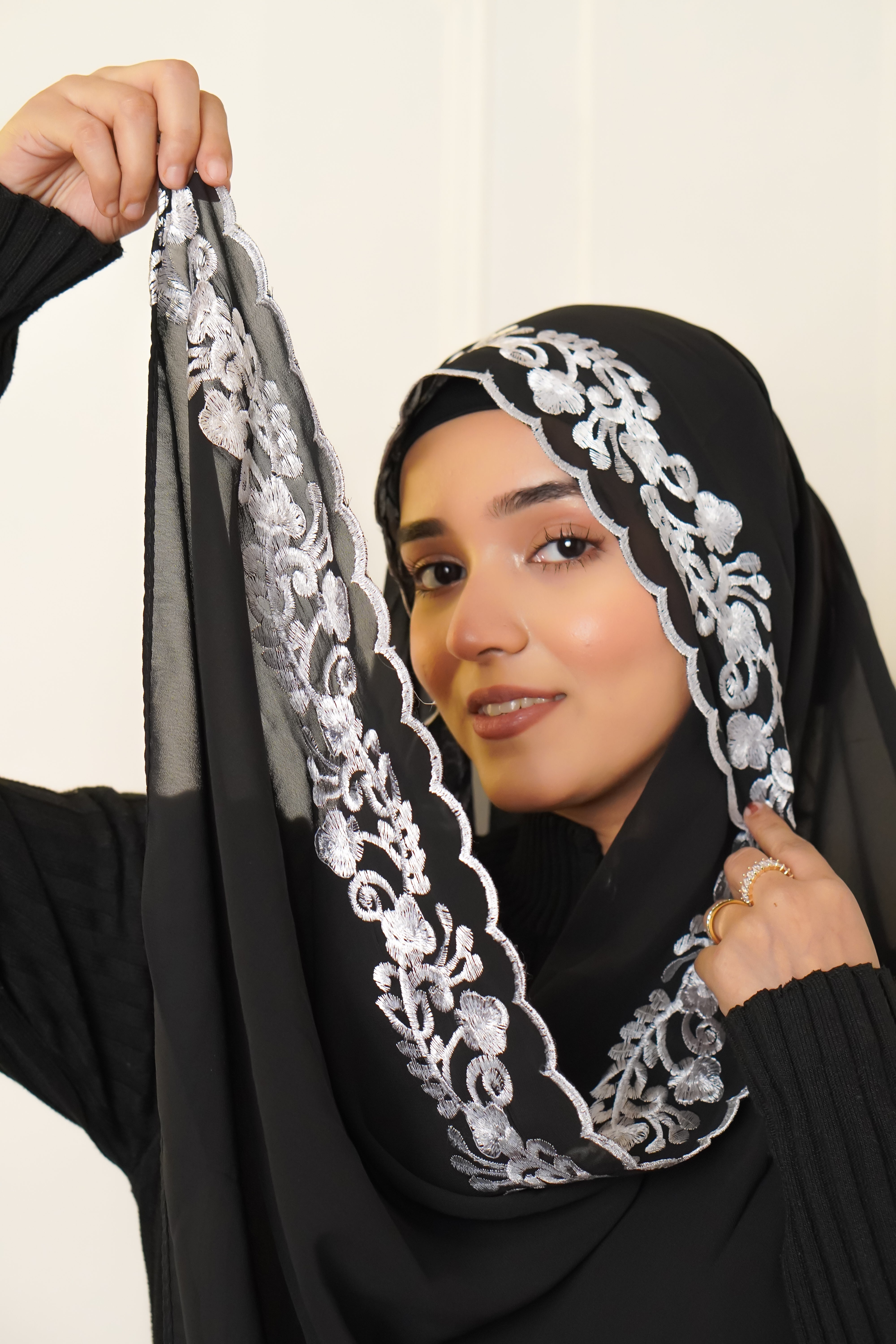 EMBROIDERED HIJAB - Black