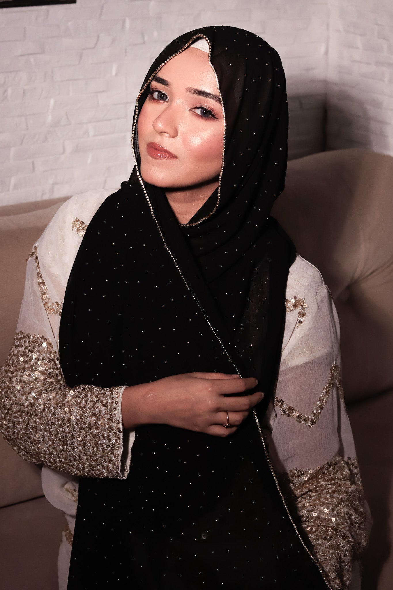 Rhinestone Hijab - Black