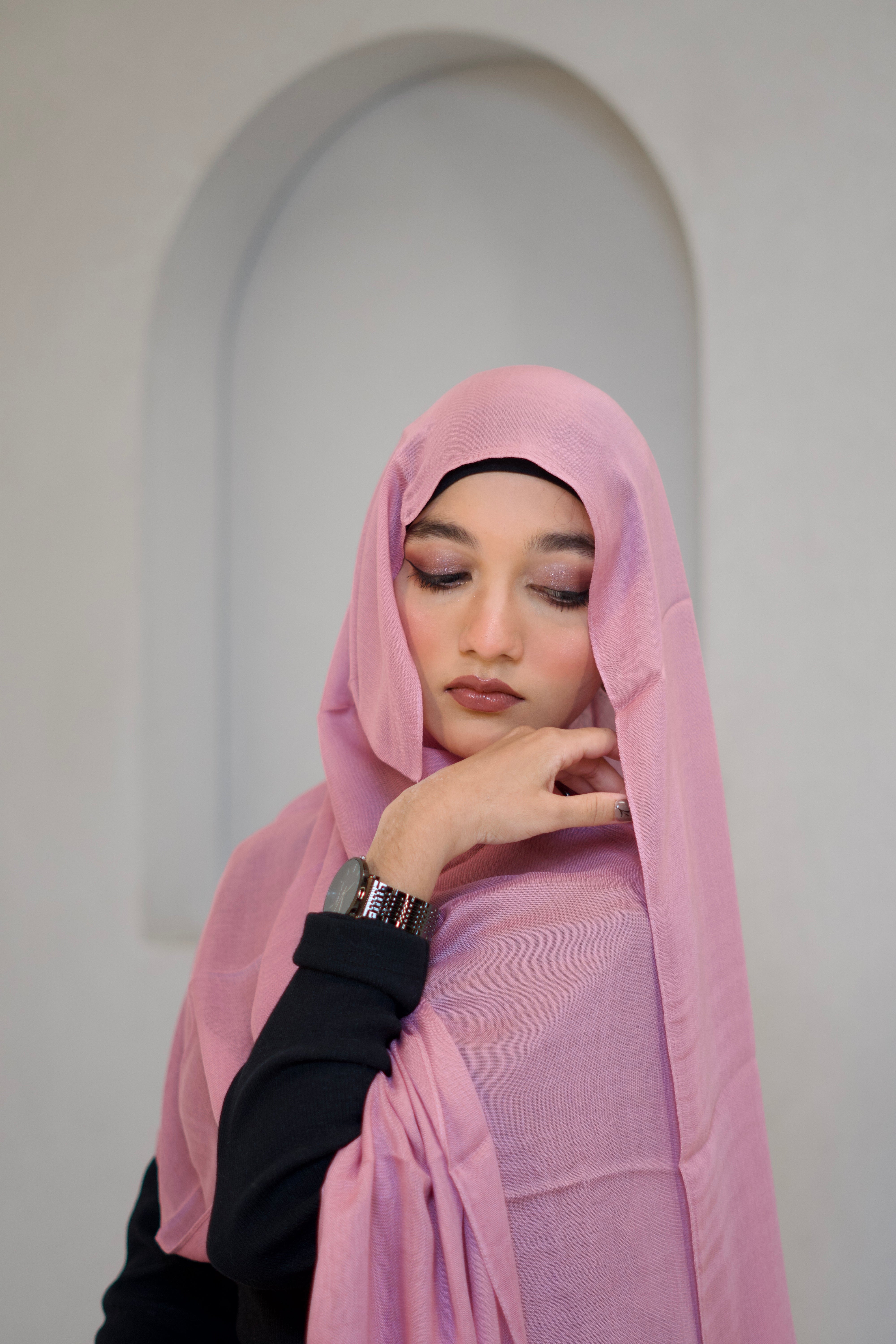 Modal Hijab #35 Barbie Pink