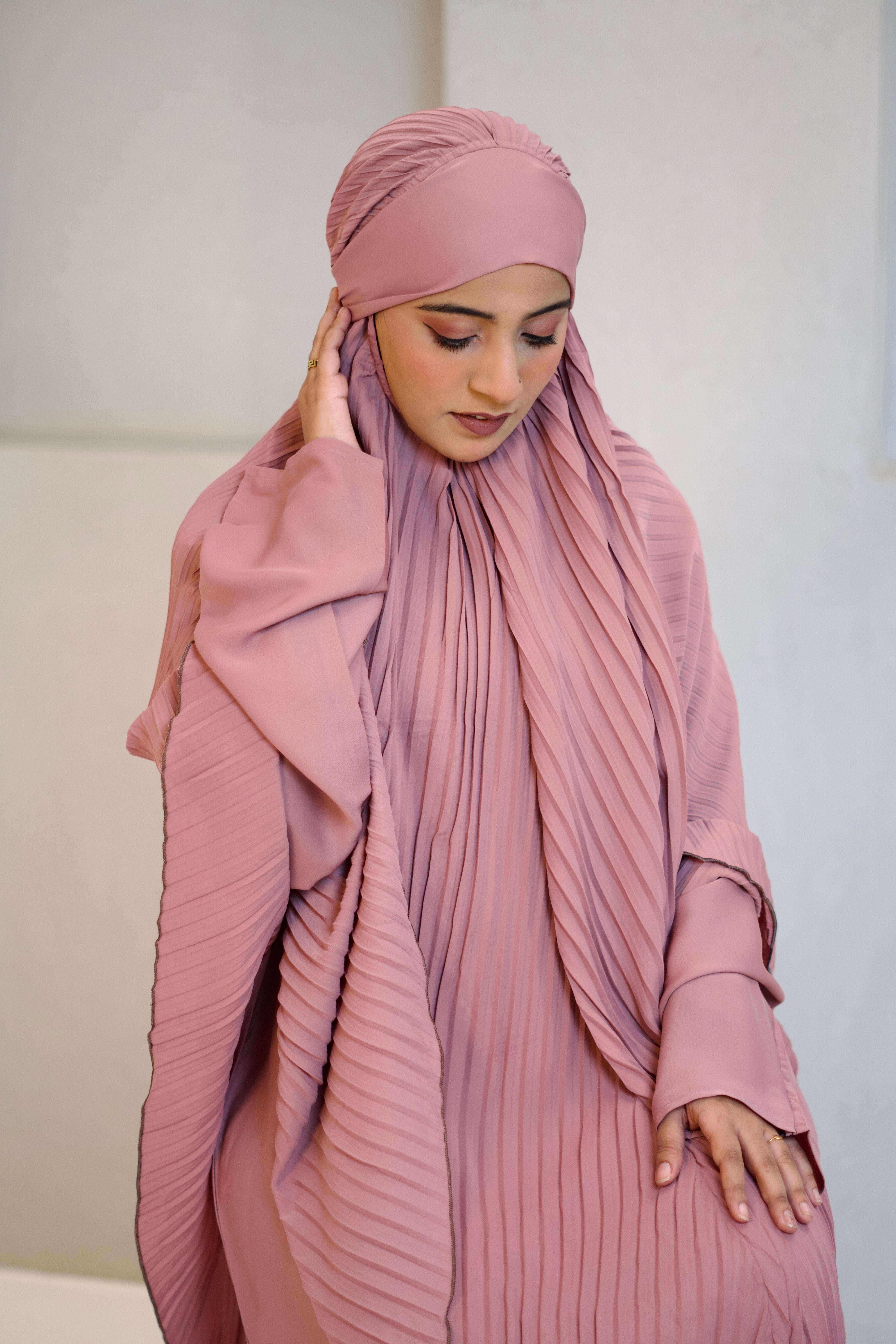 PLEATED KHIMAR SET