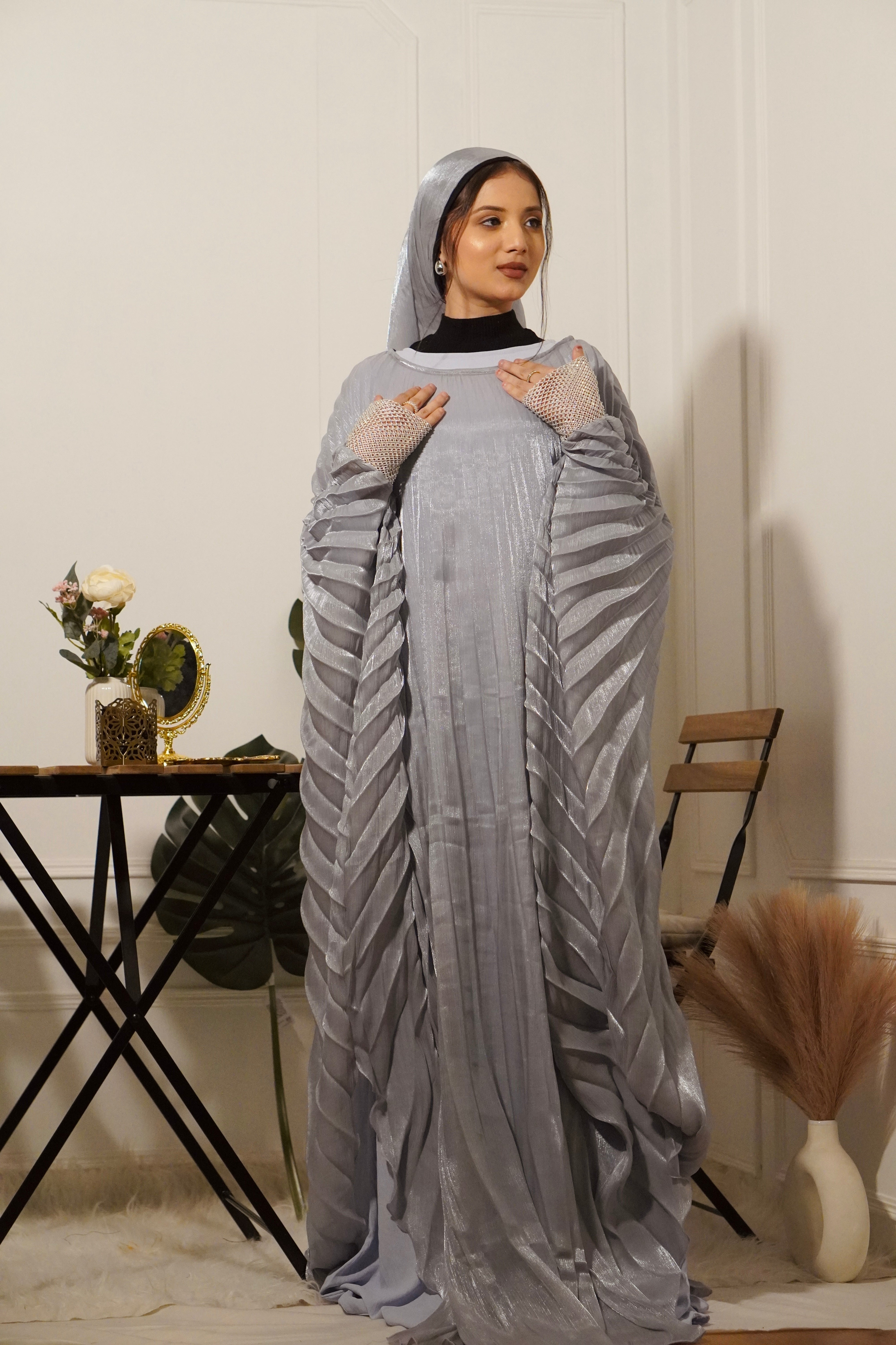 CÈLINE ABAYAH - SILVER GREY