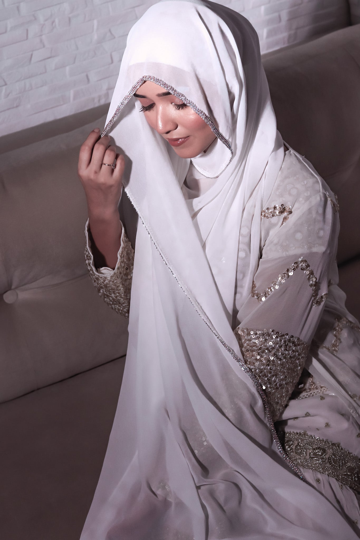 Crystal Hijab - White