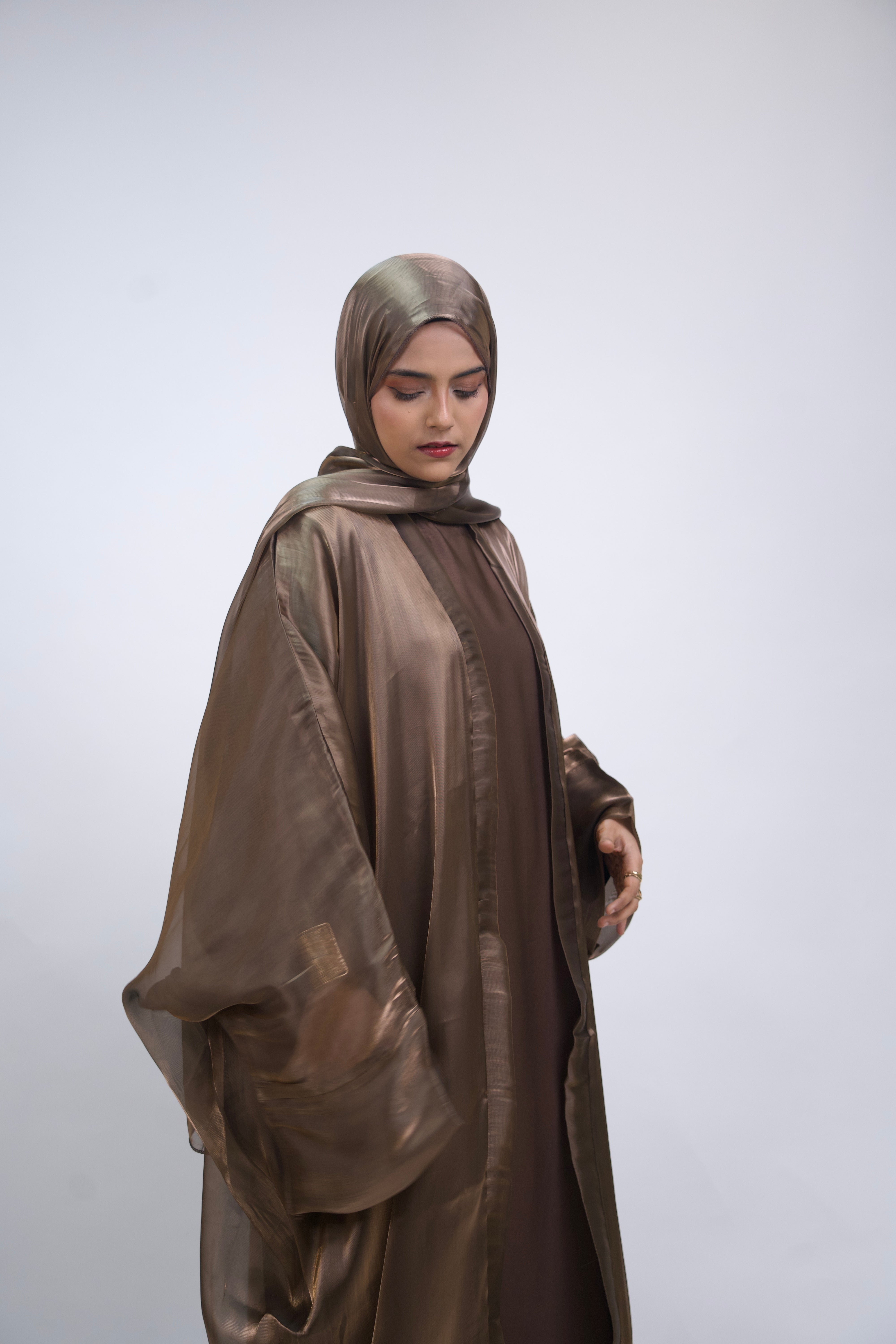 KHALEEJI ABAYAH - BROWN