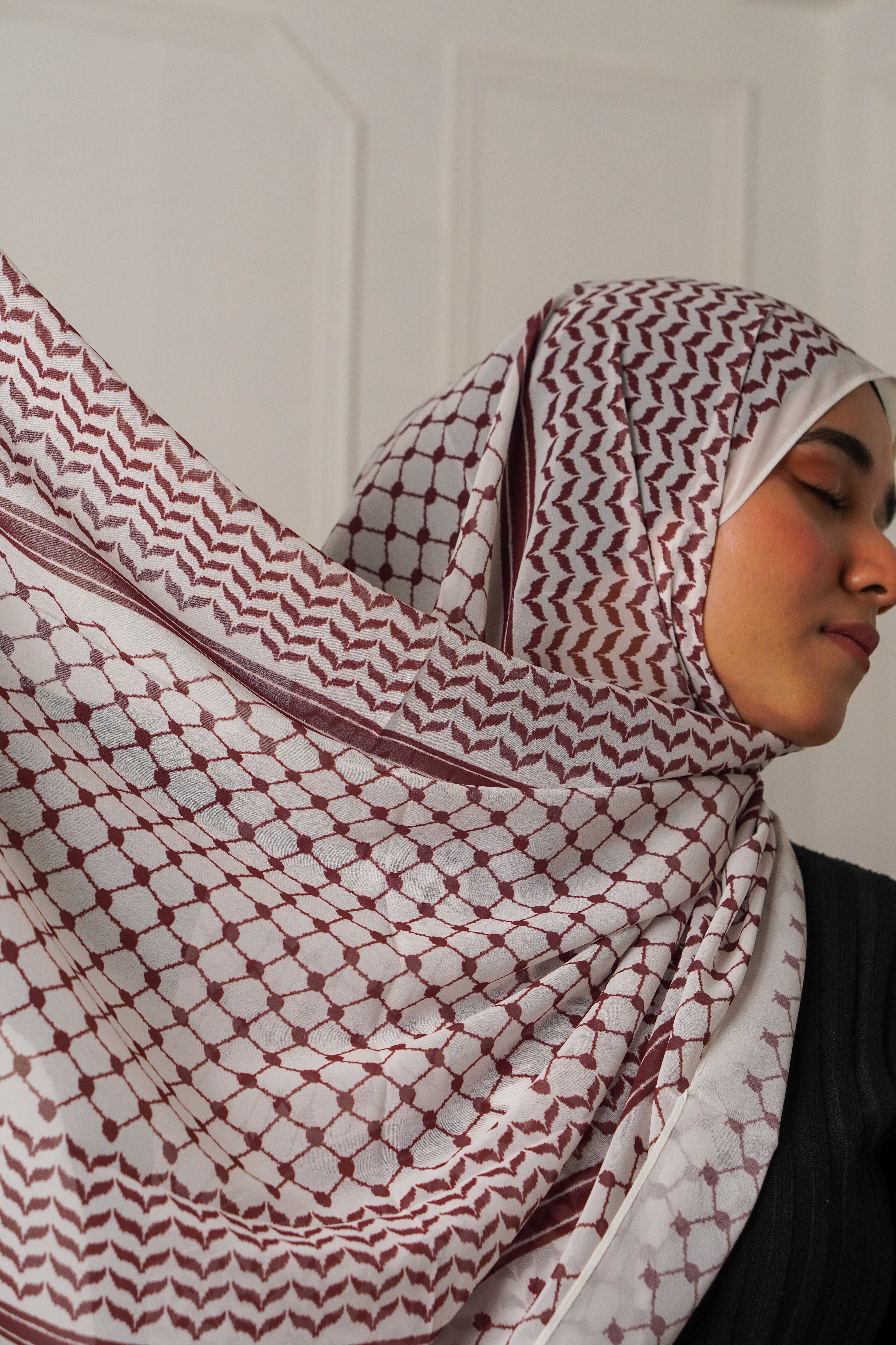 Keffiyeh Hijab - Maroon