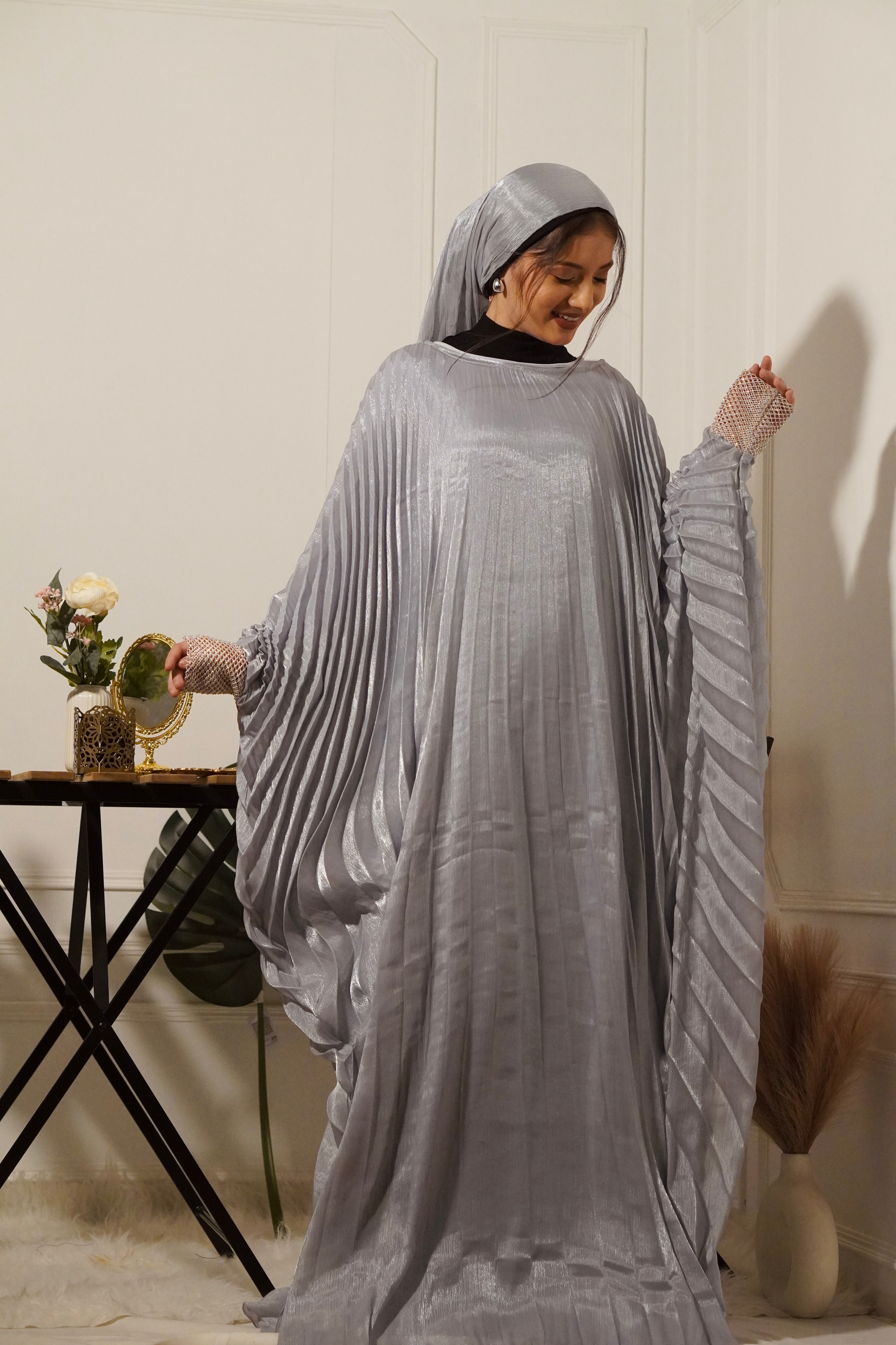 CÈLINE ABAYAH - SILVER GREY