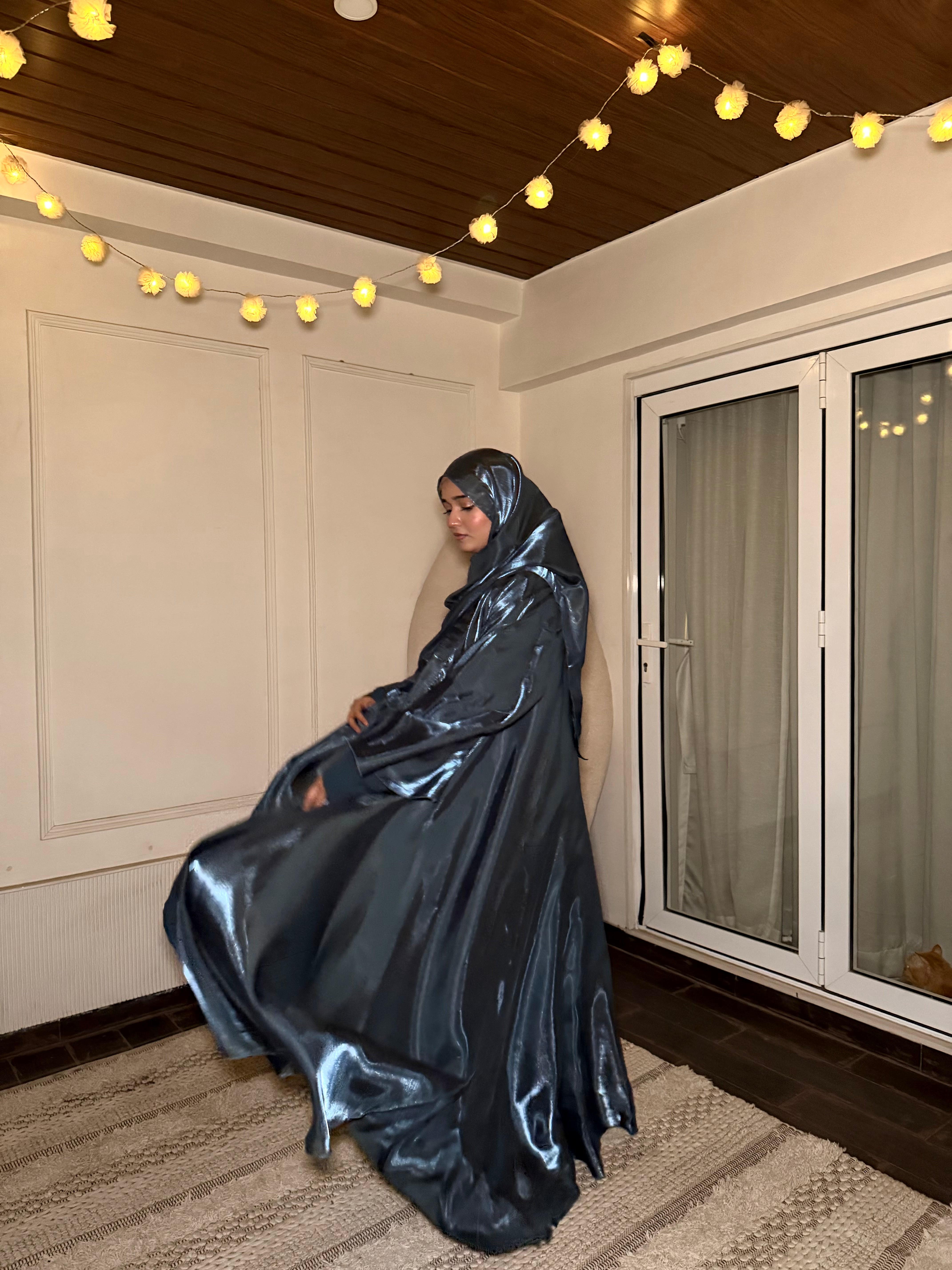 KHALEEJI ABAYAH - NEEL