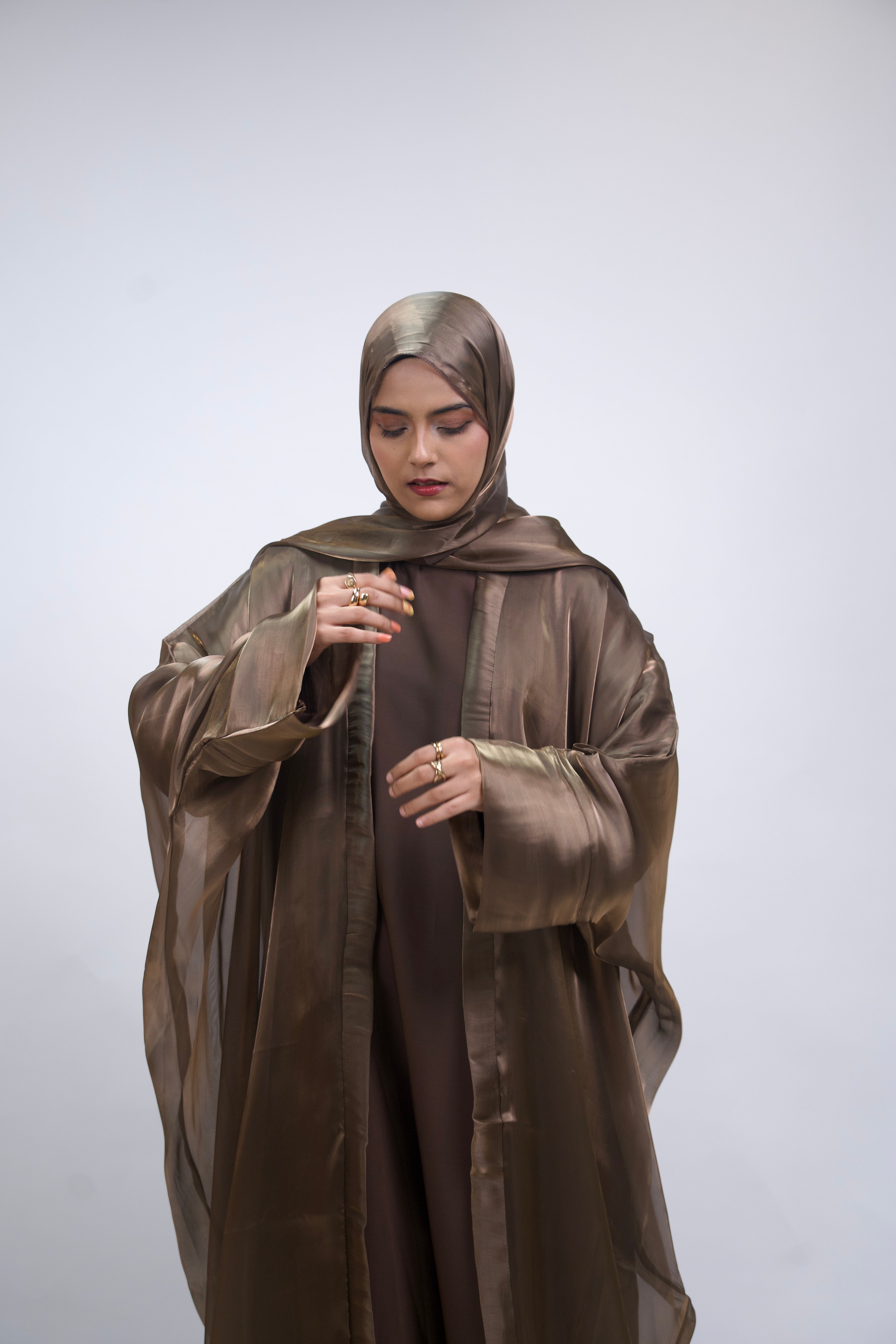 KHALEEJI ABAYAH - BROWN