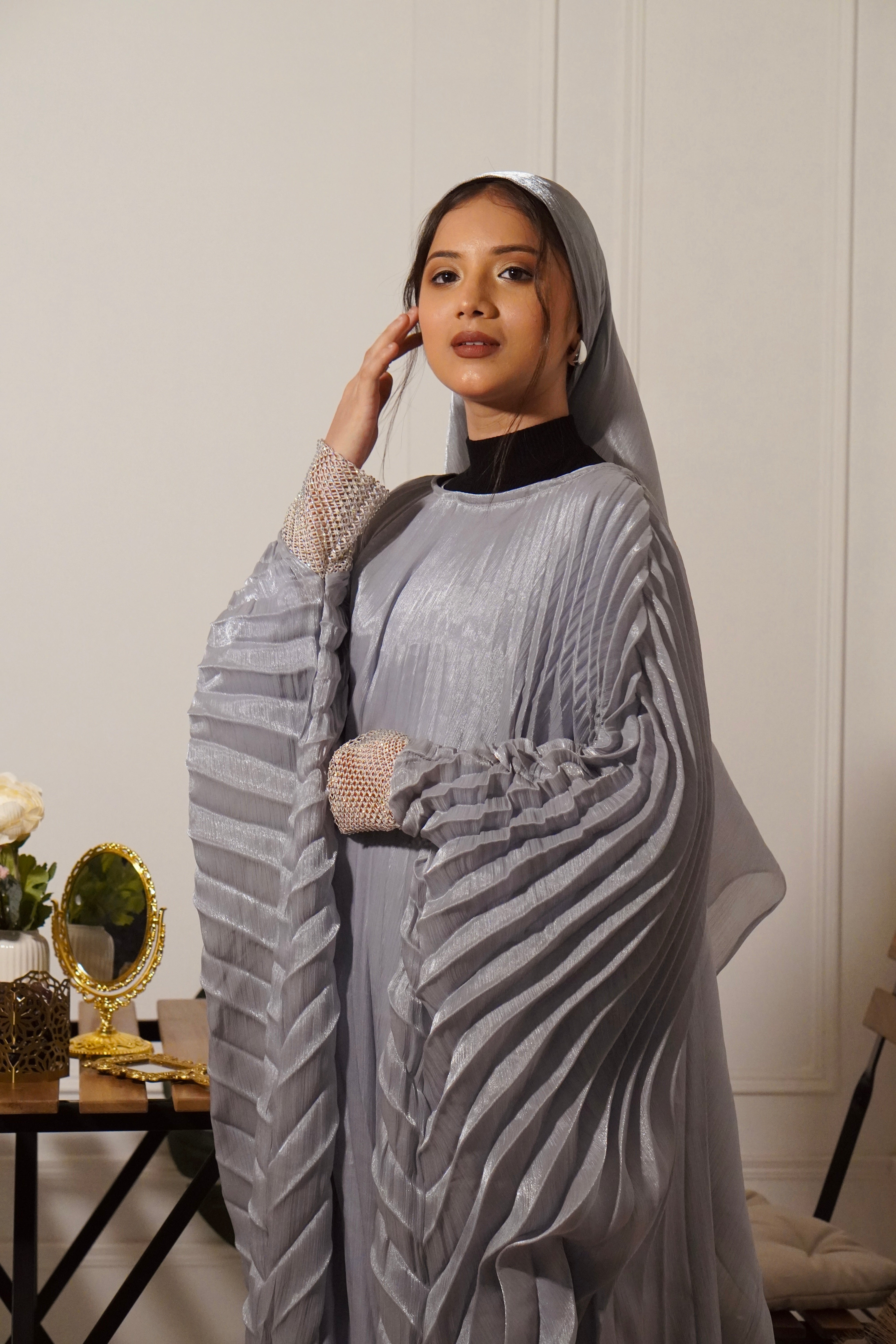 CÈLINE ABAYAH - SILVER GREY