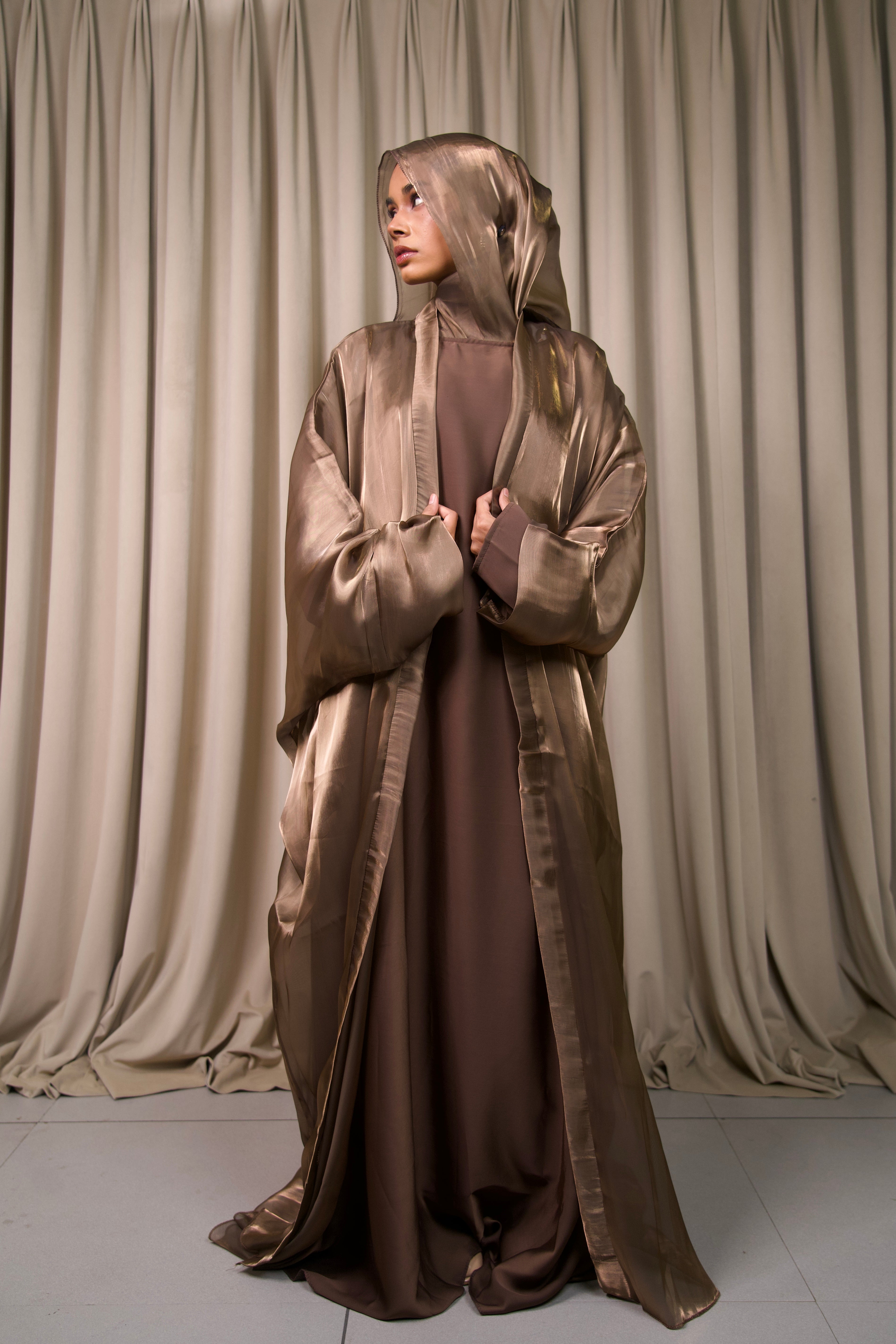 KHALEEJI ABAYAH - BROWN