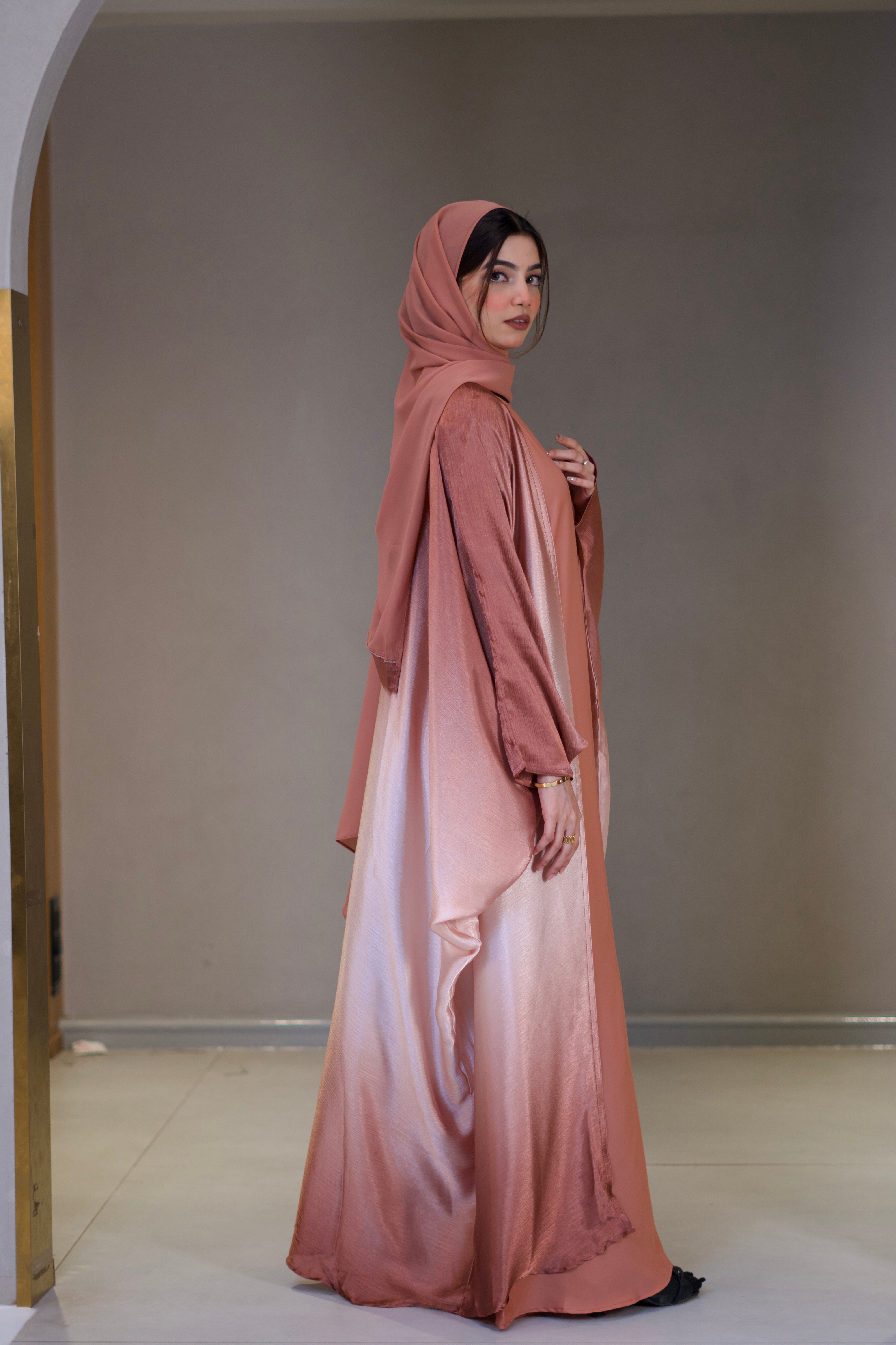 Amelia Ombre Abayah - Aurora