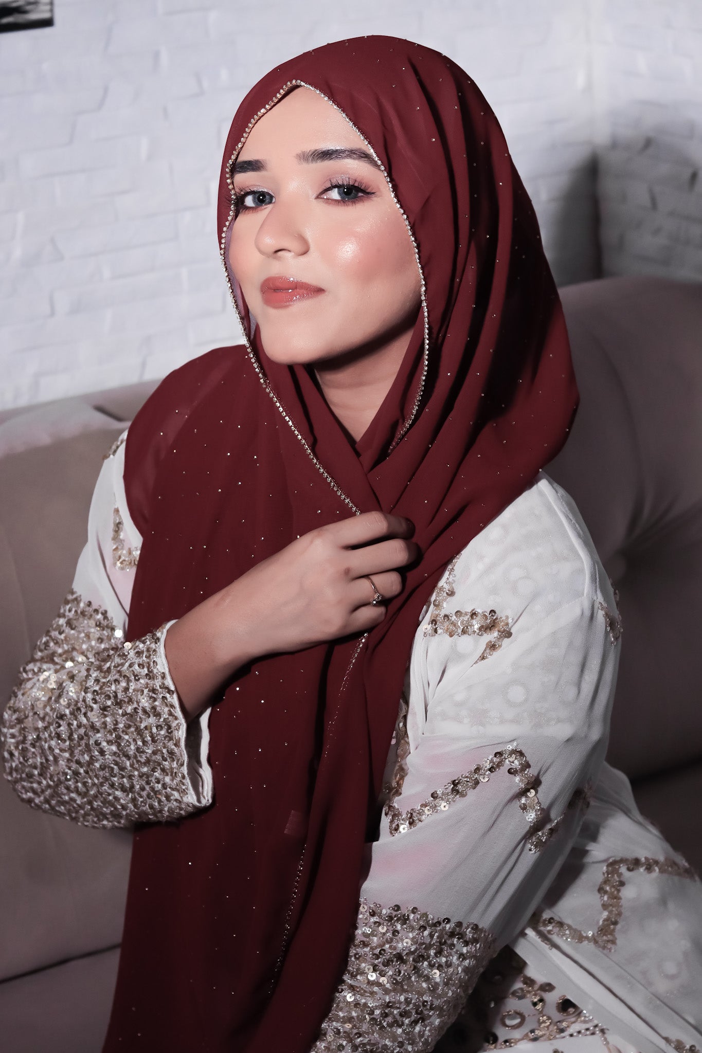 Rhinestone Hijab - Maroon