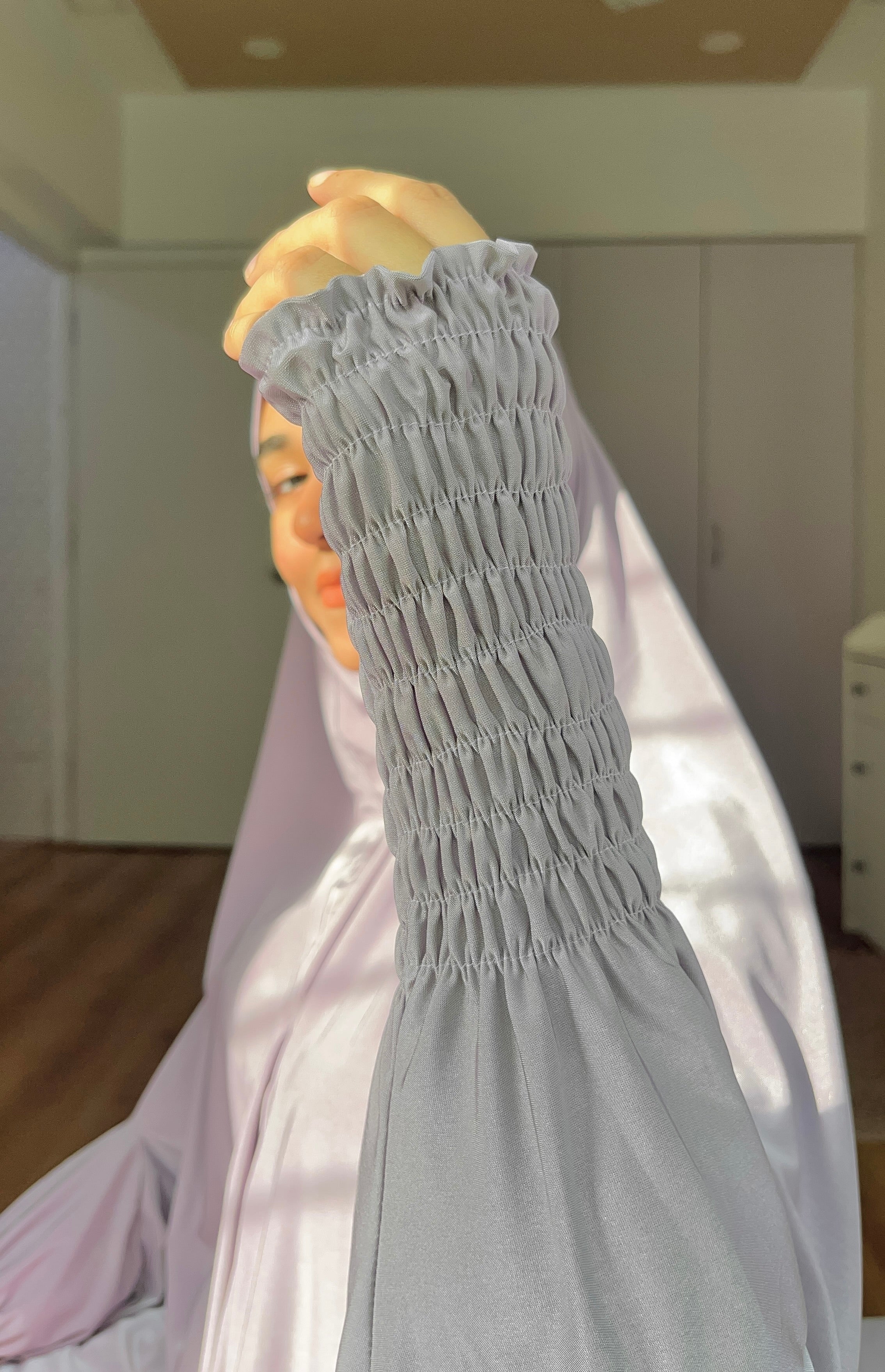 Salah Dress - Below Knee (CRUSHED SLEEVES)