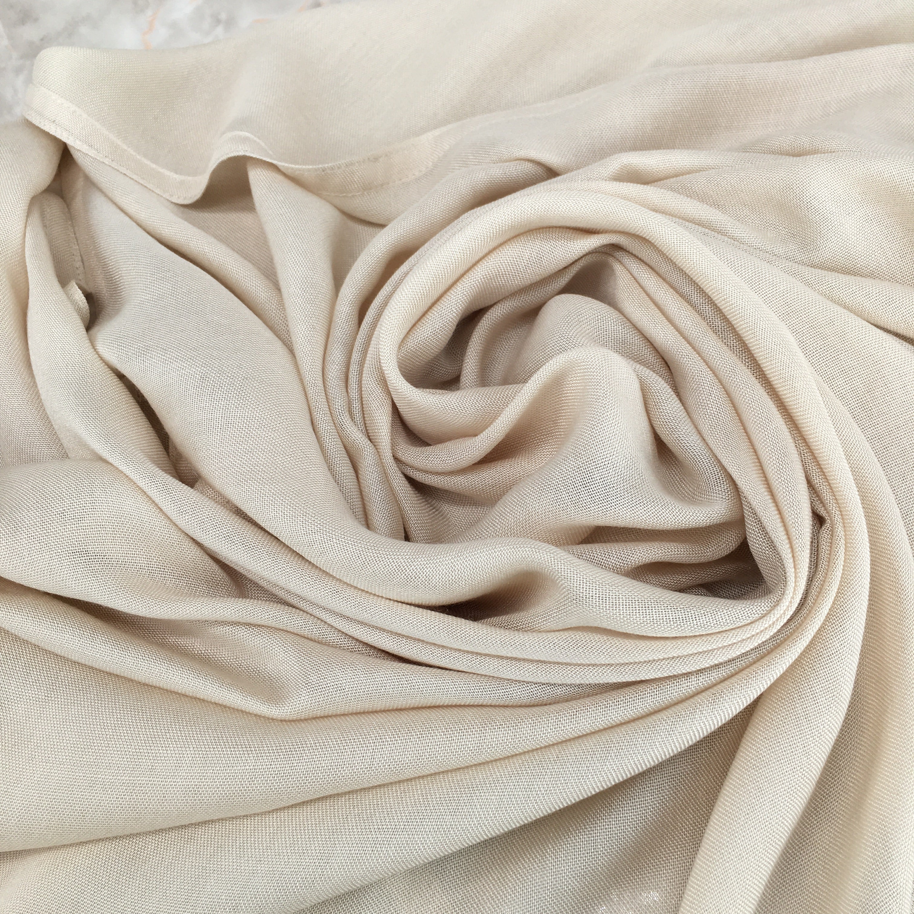 Modal Hijab #12 Vanilla