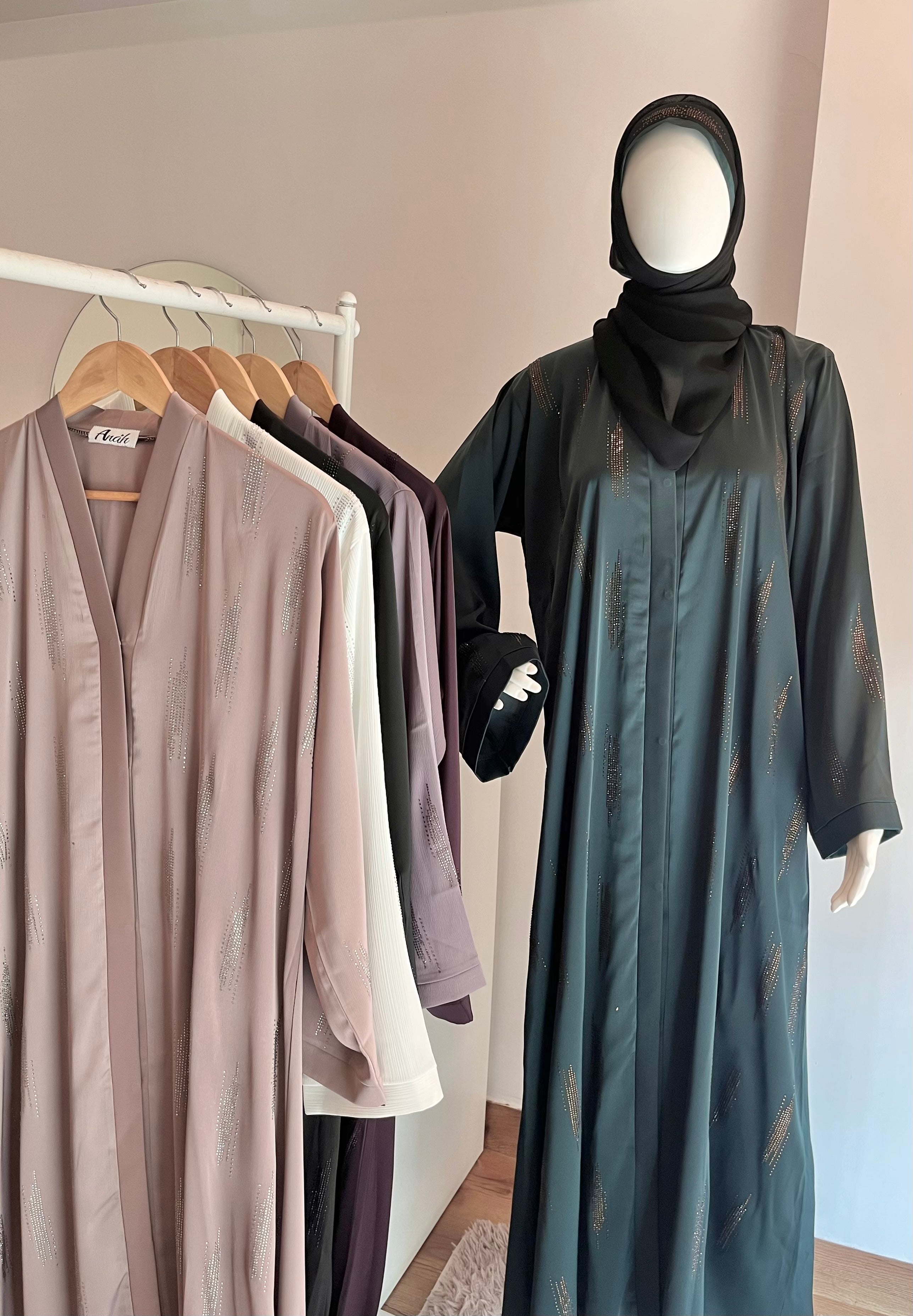 MAHERAH ABAYAH  - 15 SHADES